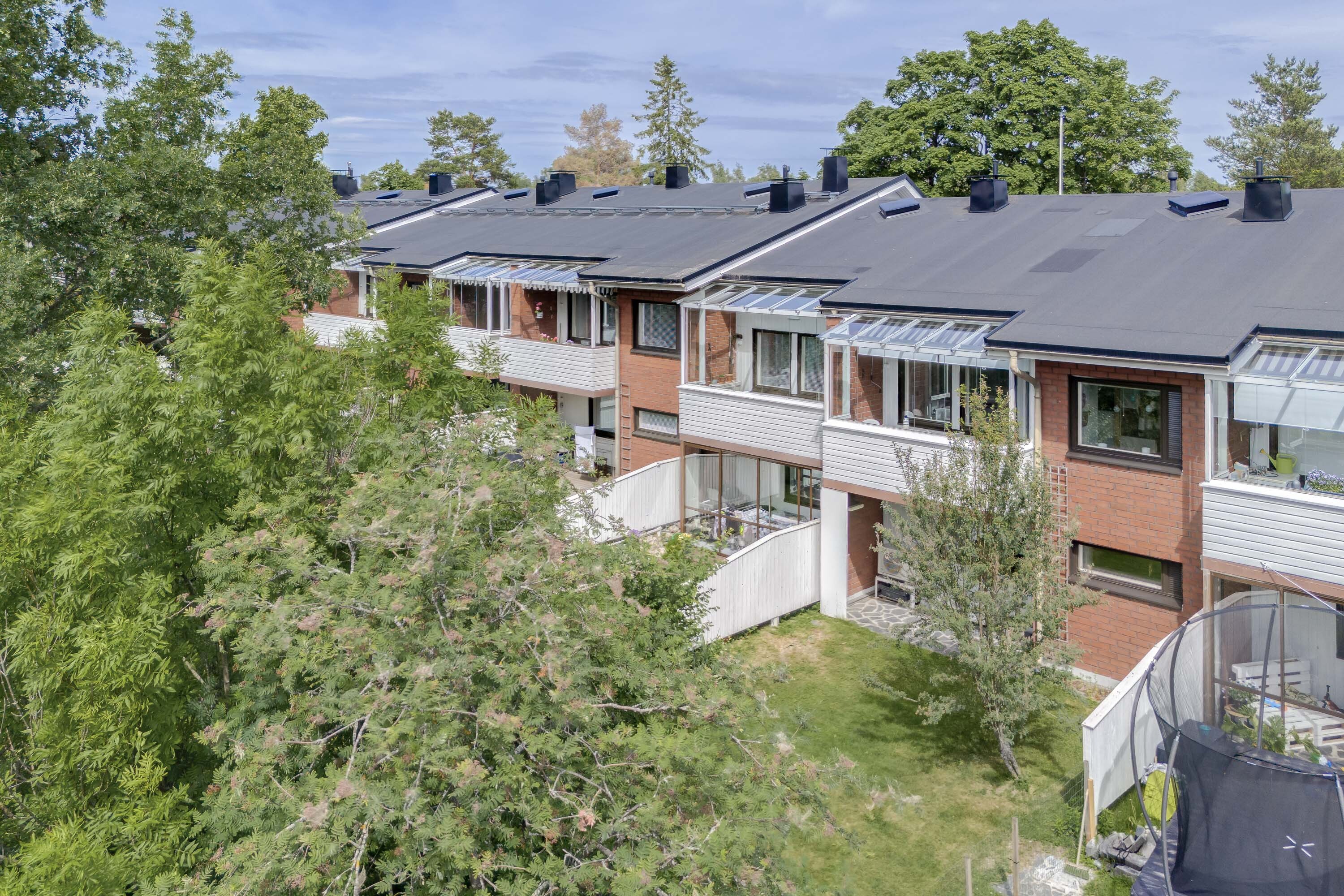 Rasinkuja 5, Tapaninkylä, Helsinki