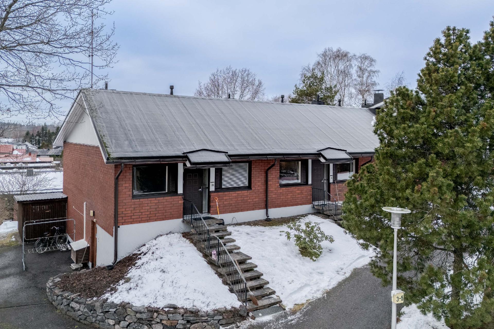 Rasinkuja 5, Tapaninkylä, Helsinki