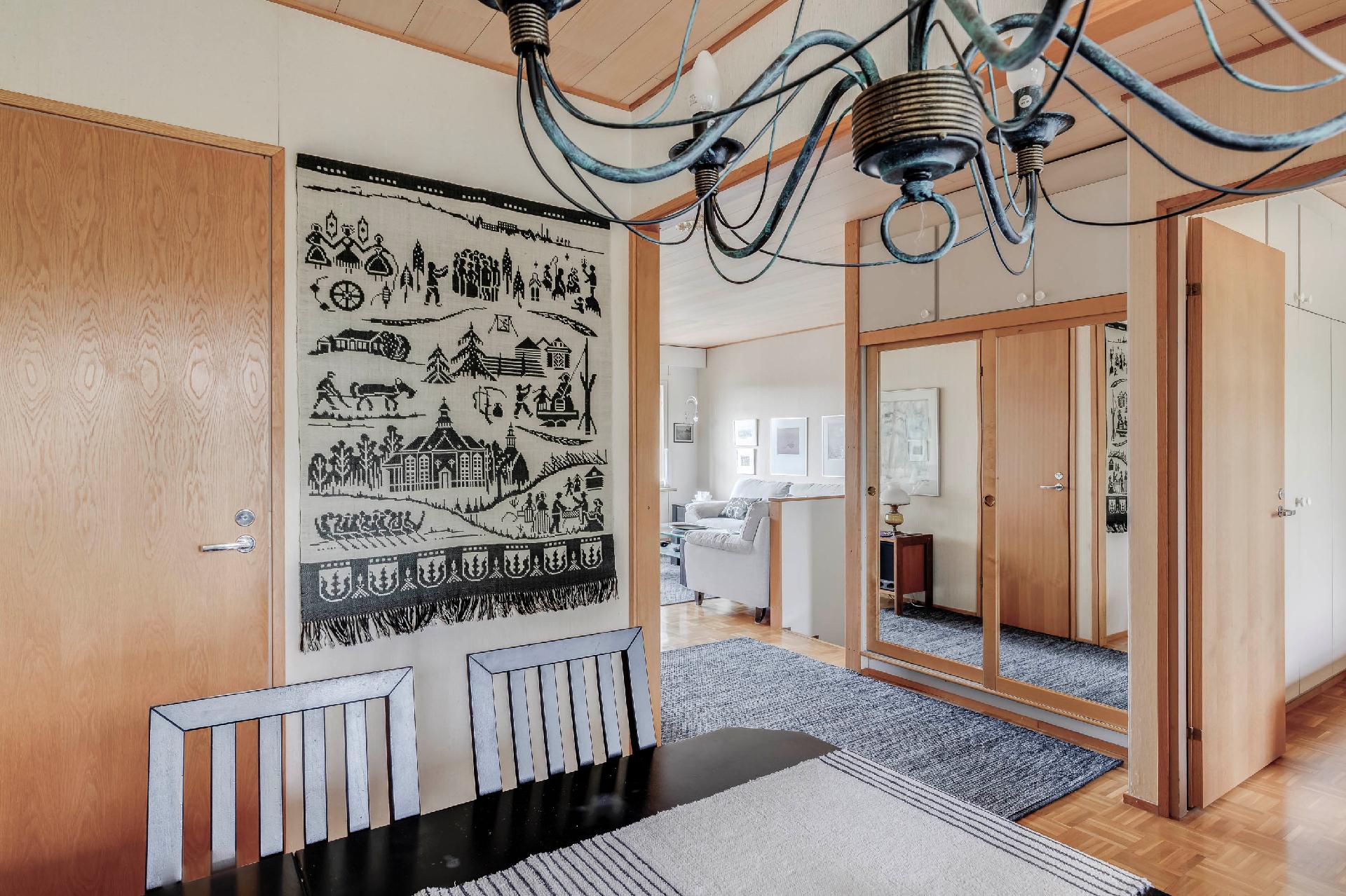 Rasinkuja 5, Tapaninkylä, Helsinki