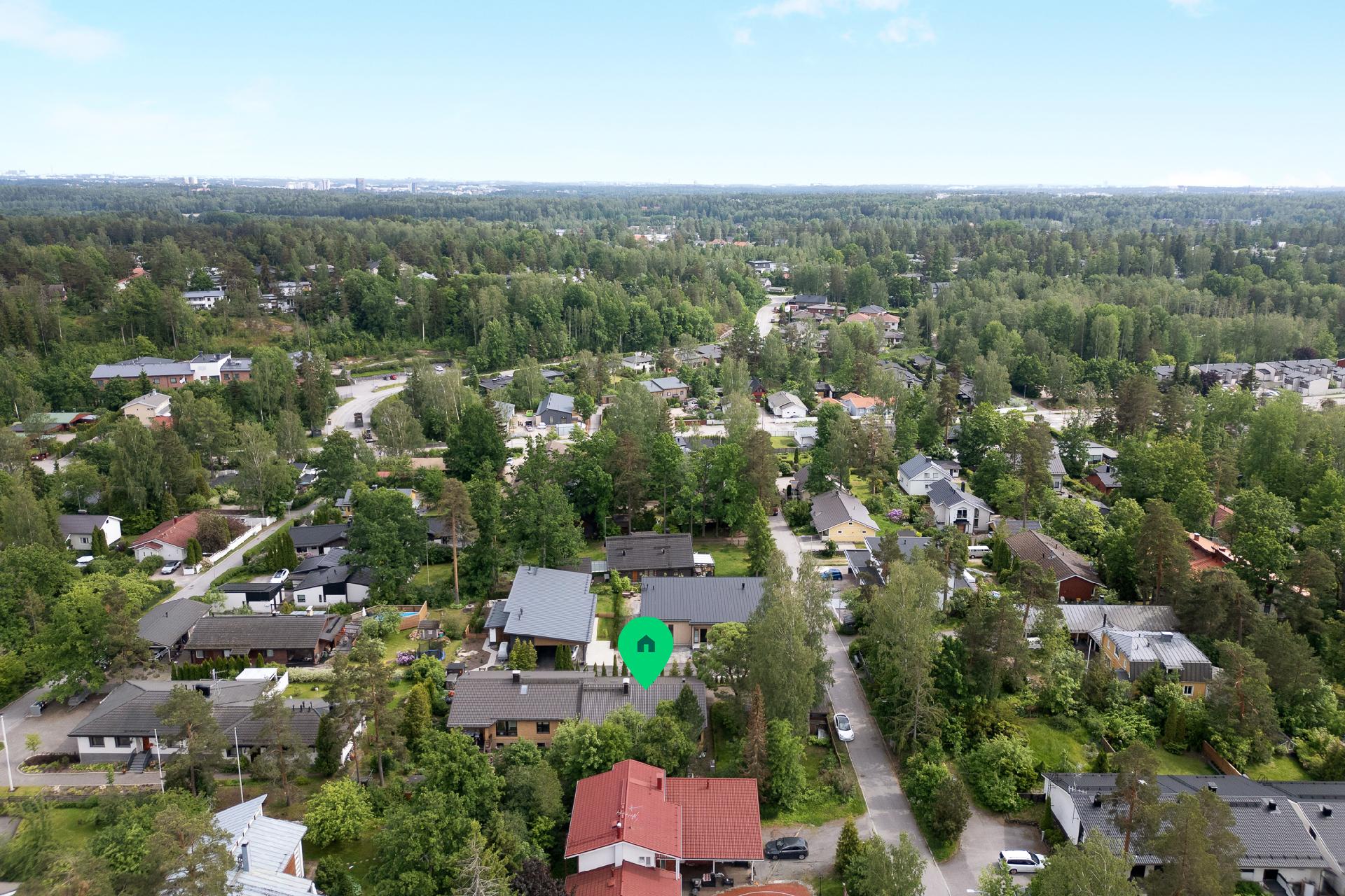 Kolmas Huvilatie 11, Laaksolahti, Espoo