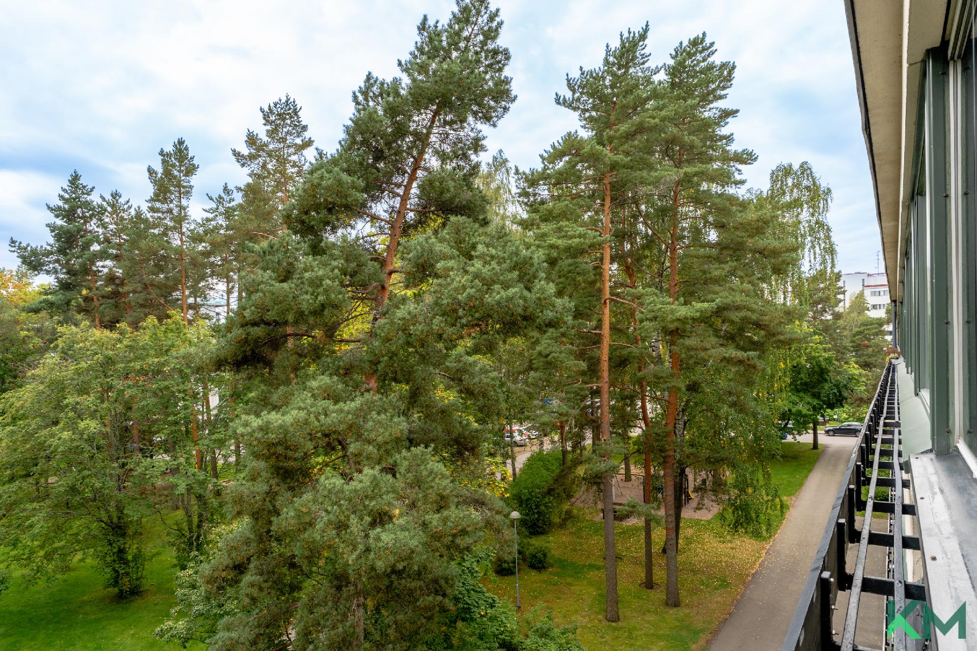 Tuulimyllyntie 6, Myllypuro, Helsinki