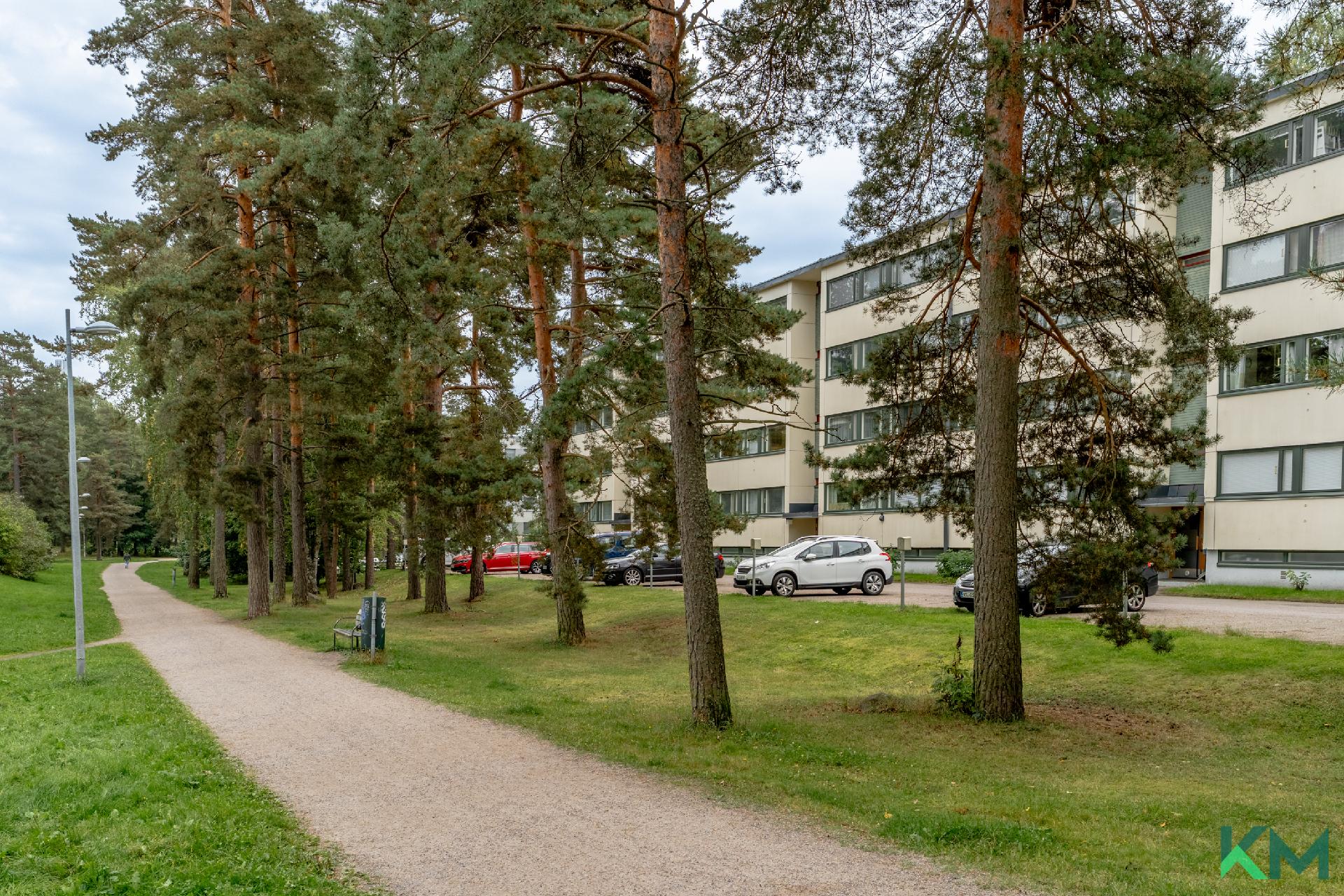 Tuulimyllyntie 6, Myllypuro, Helsinki