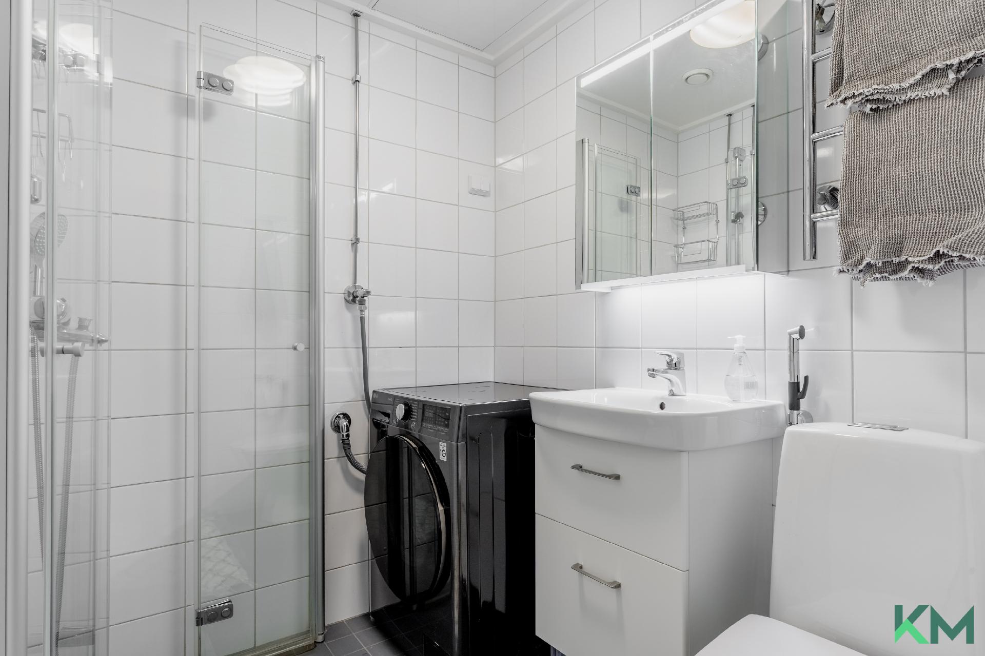 Tuulimyllyntie 6, Myllypuro, Helsinki