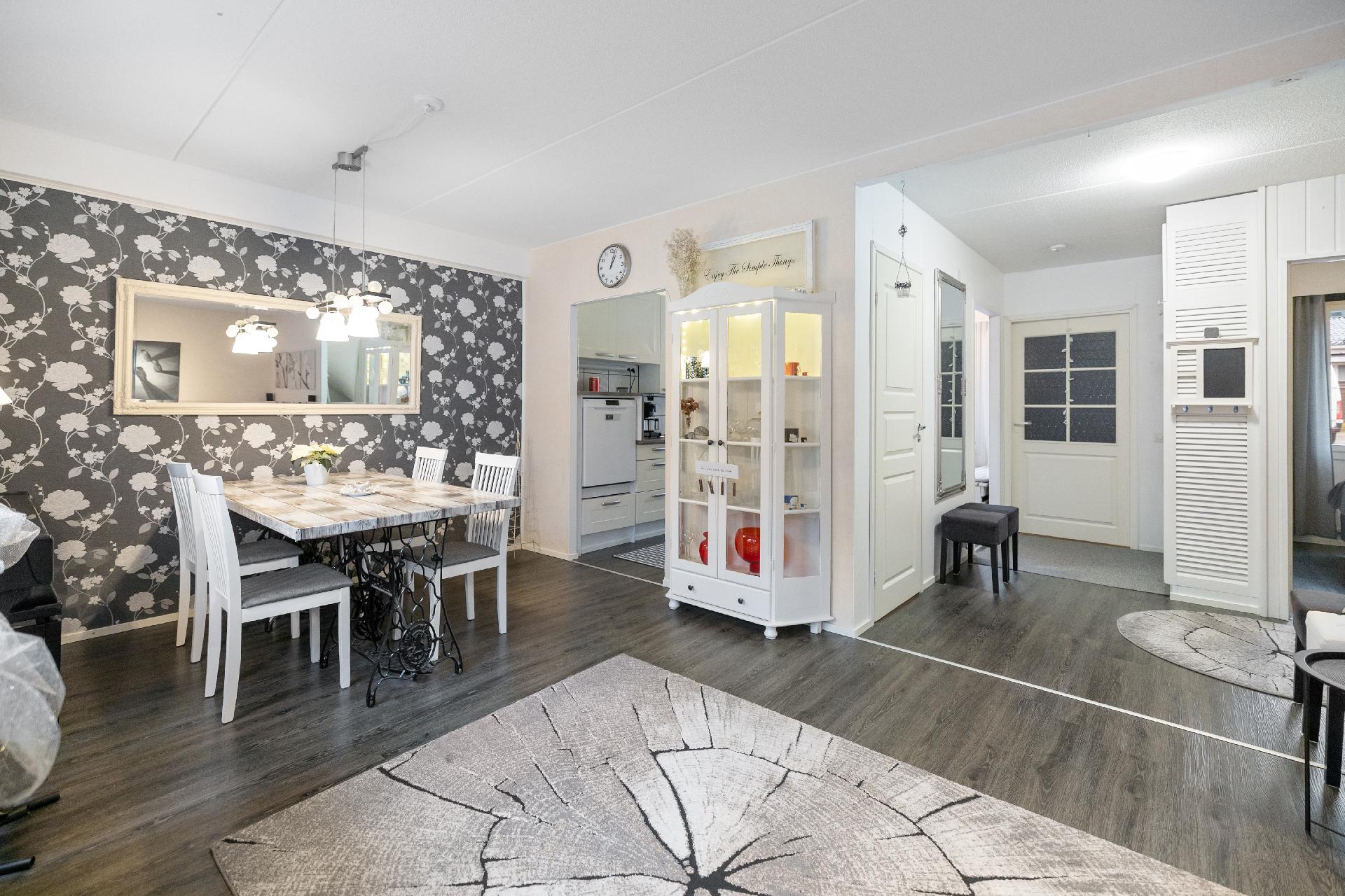 Maalarintie 10, Kilta, Kerava