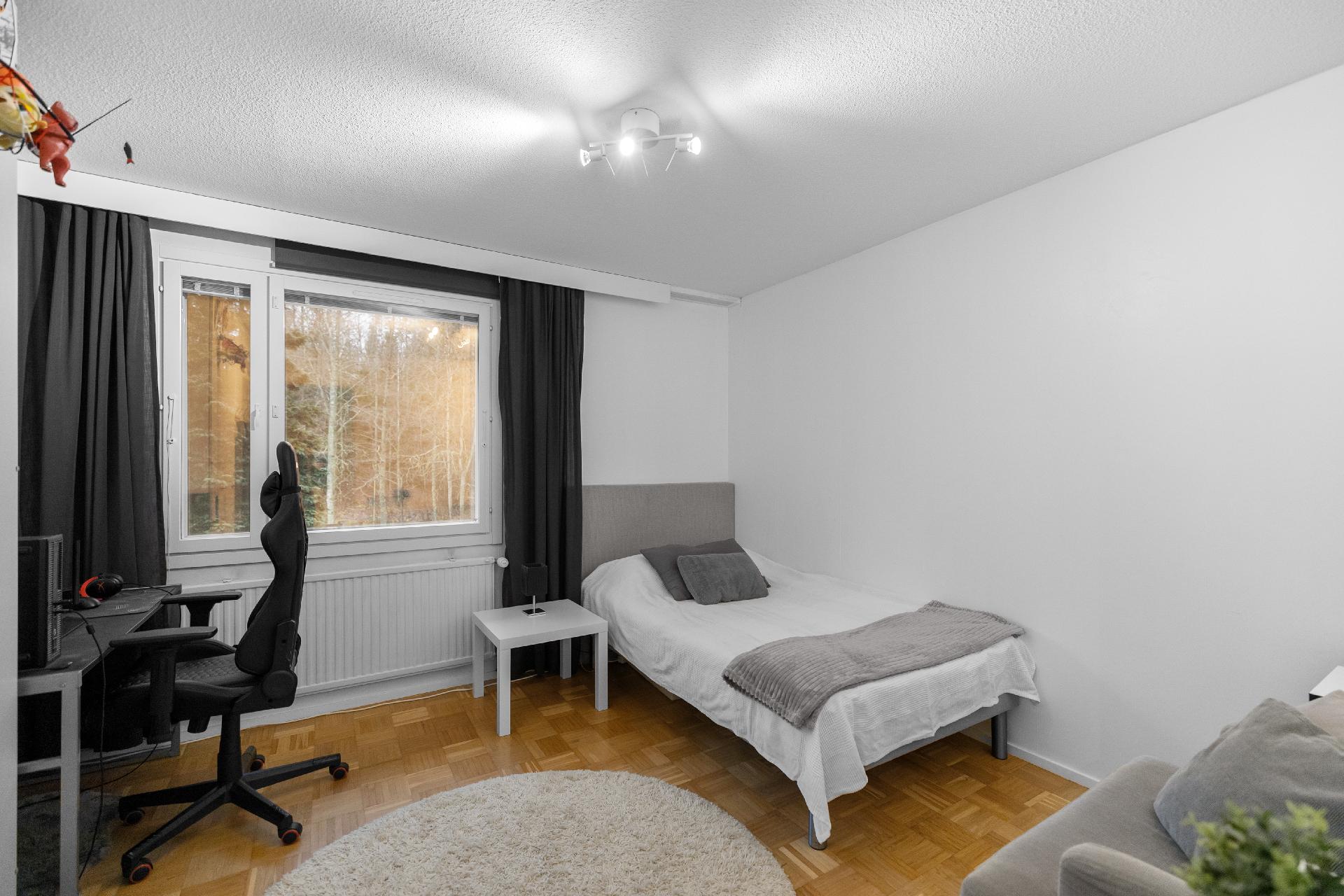 Maalarintie 10, Kilta, Kerava