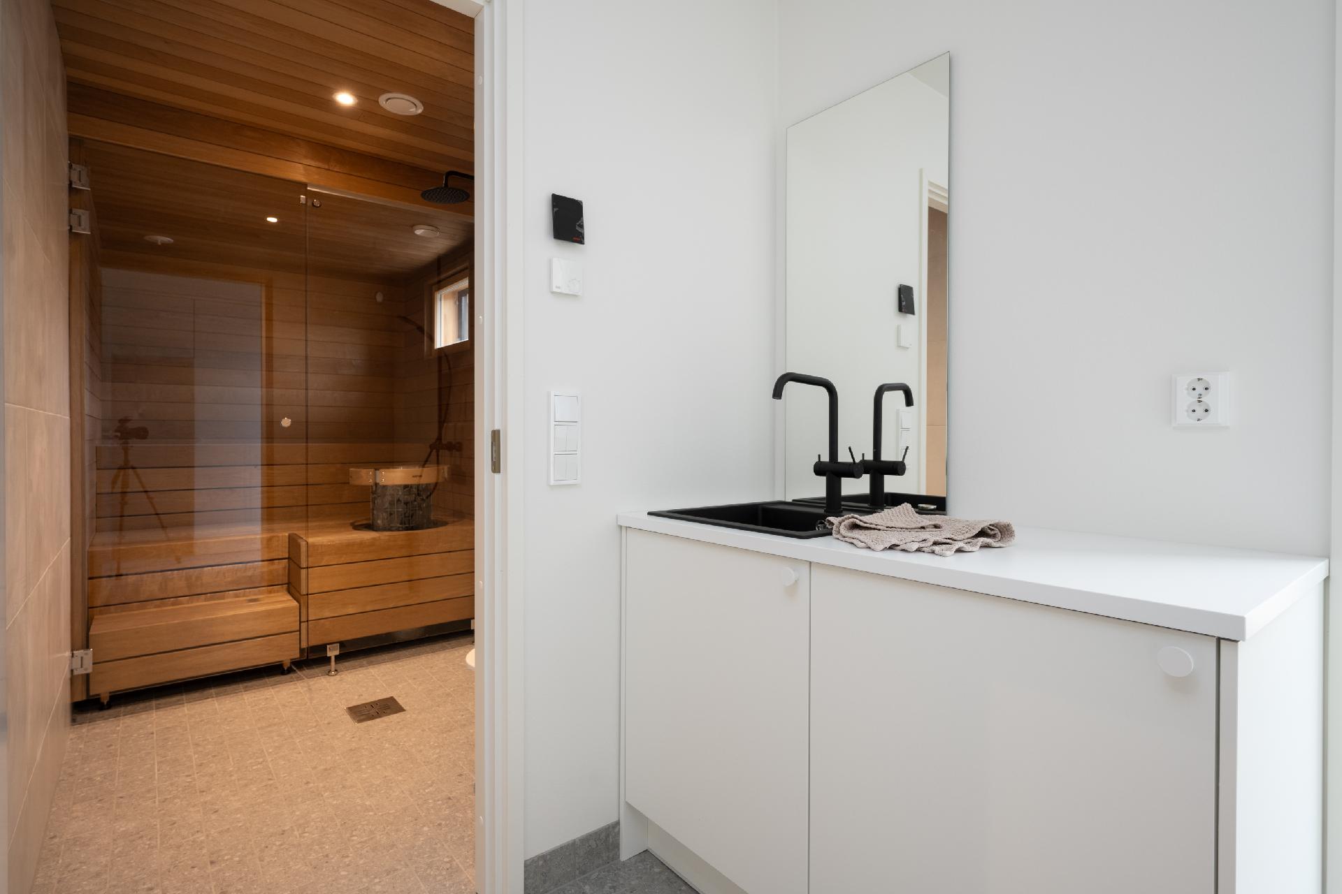 Maaniituntie 12, Kirkonkylä, Nurmijärvi