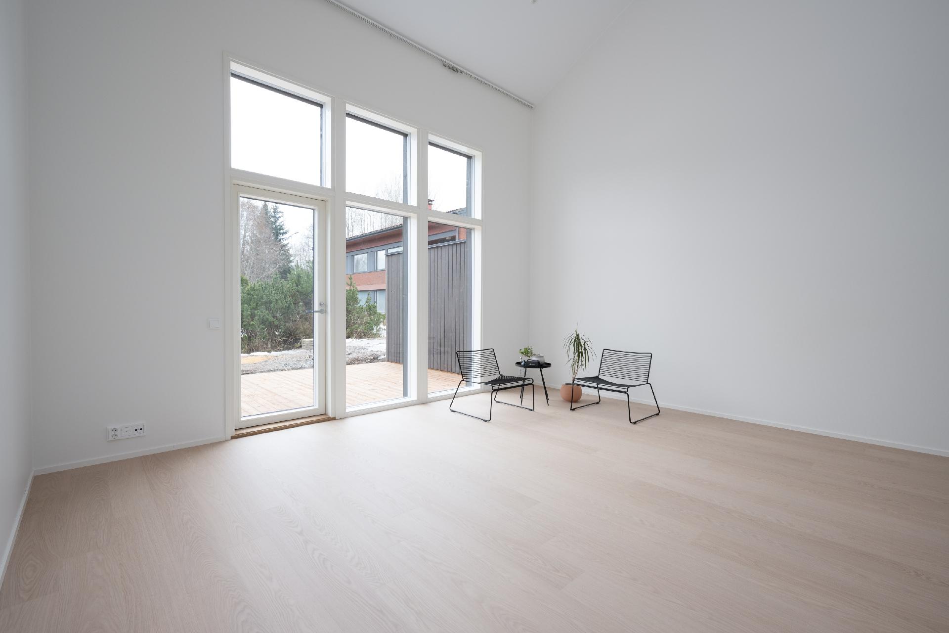 Maaniituntie 12, Kirkonkylä, Nurmijärvi