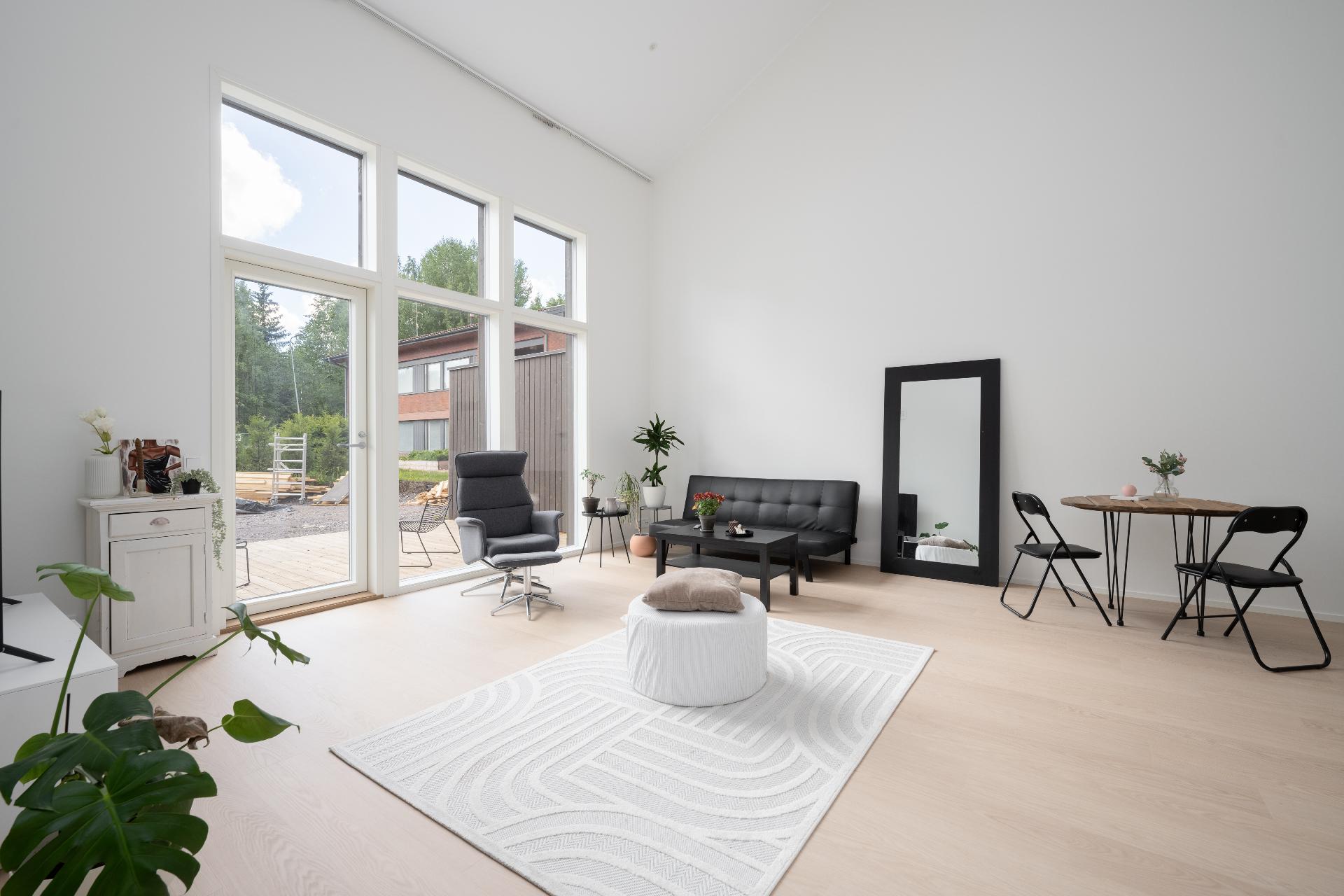 Maaniituntie 12, Kirkonkylä, Nurmijärvi