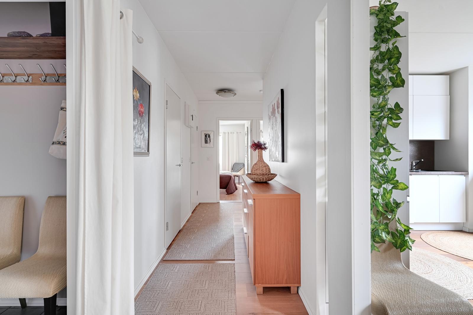 Postikatu 12, Keskusta, Järvenpää