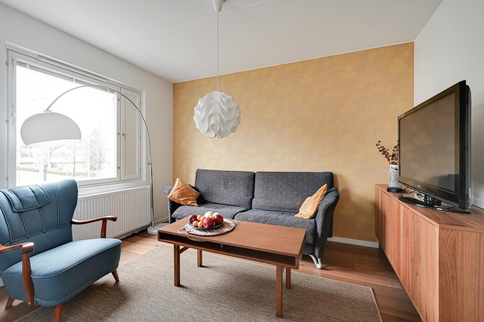 Postikatu 12, Keskusta, Järvenpää