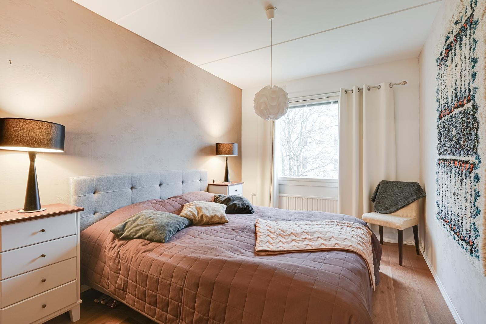 Postikatu 12, Keskusta, Järvenpää