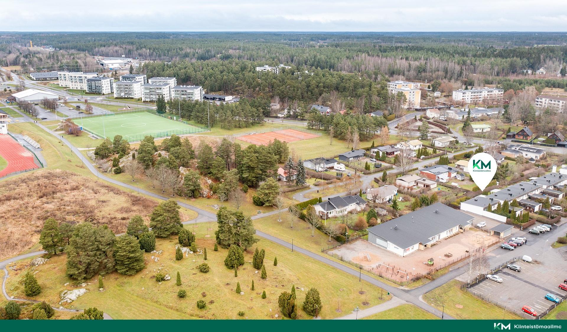 Lautamiehenkatu 4, Keskusta, Raisio