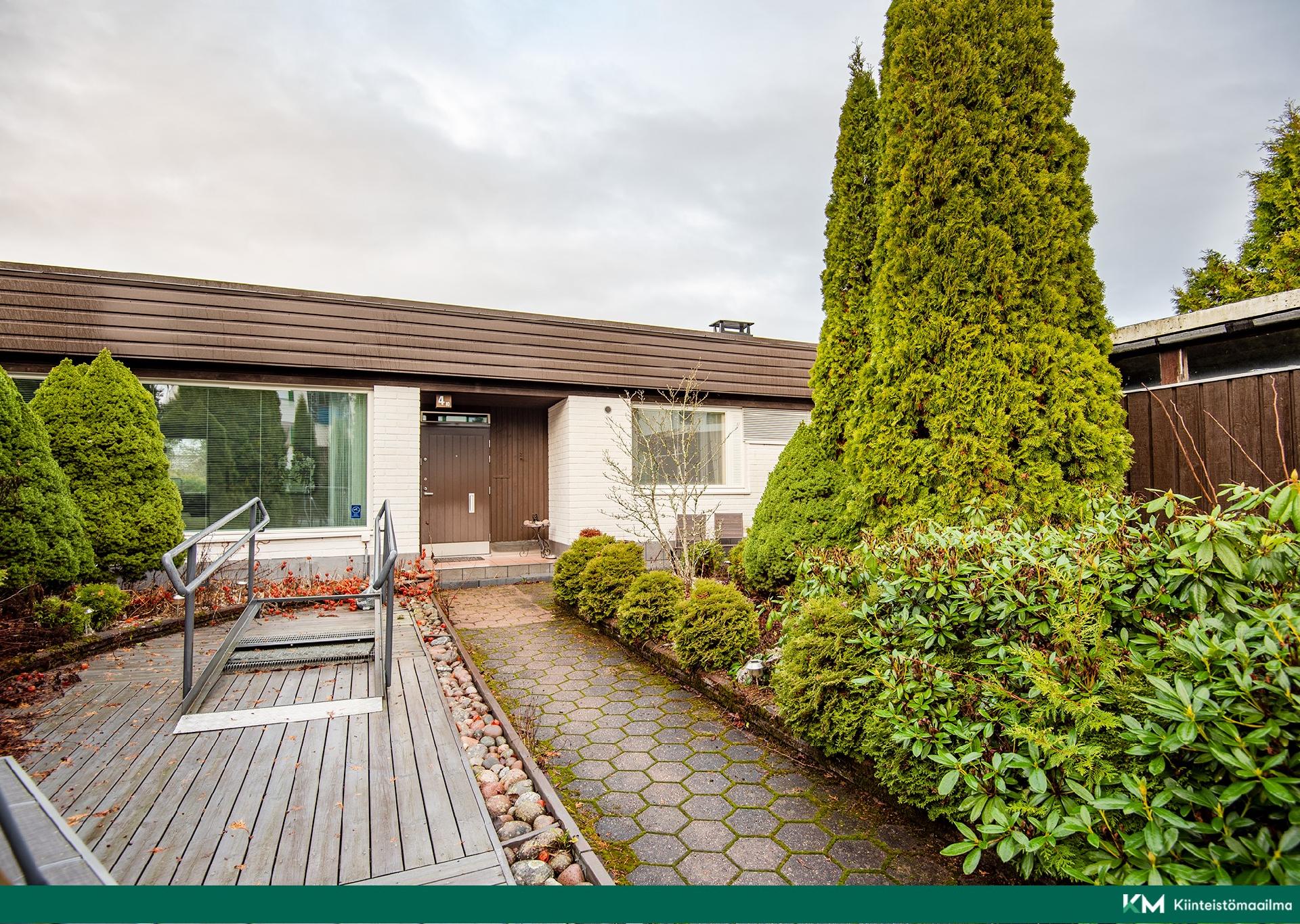 Lautamiehenkatu 4, Keskusta, Raisio