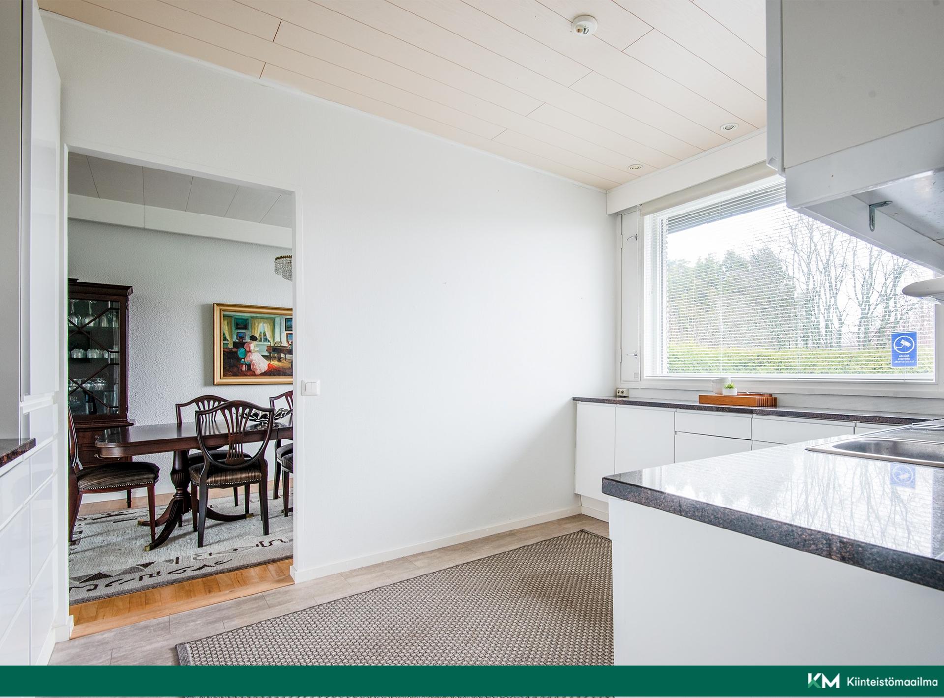 Lautamiehenkatu 4, Keskusta, Raisio