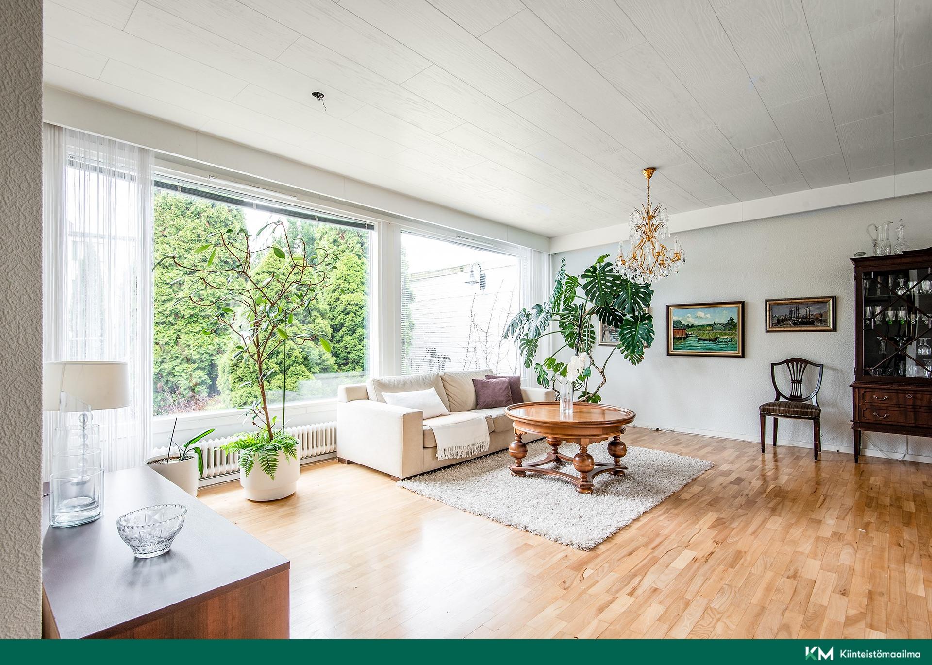 Lautamiehenkatu 4, Keskusta, Raisio