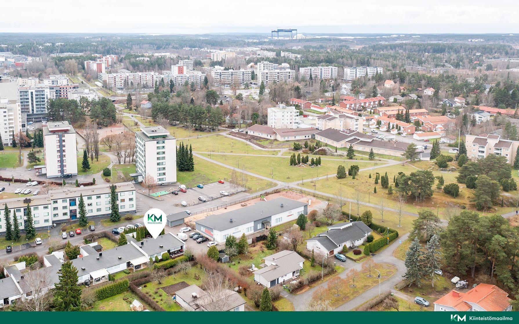 Lautamiehenkatu 4, Keskusta, Raisio