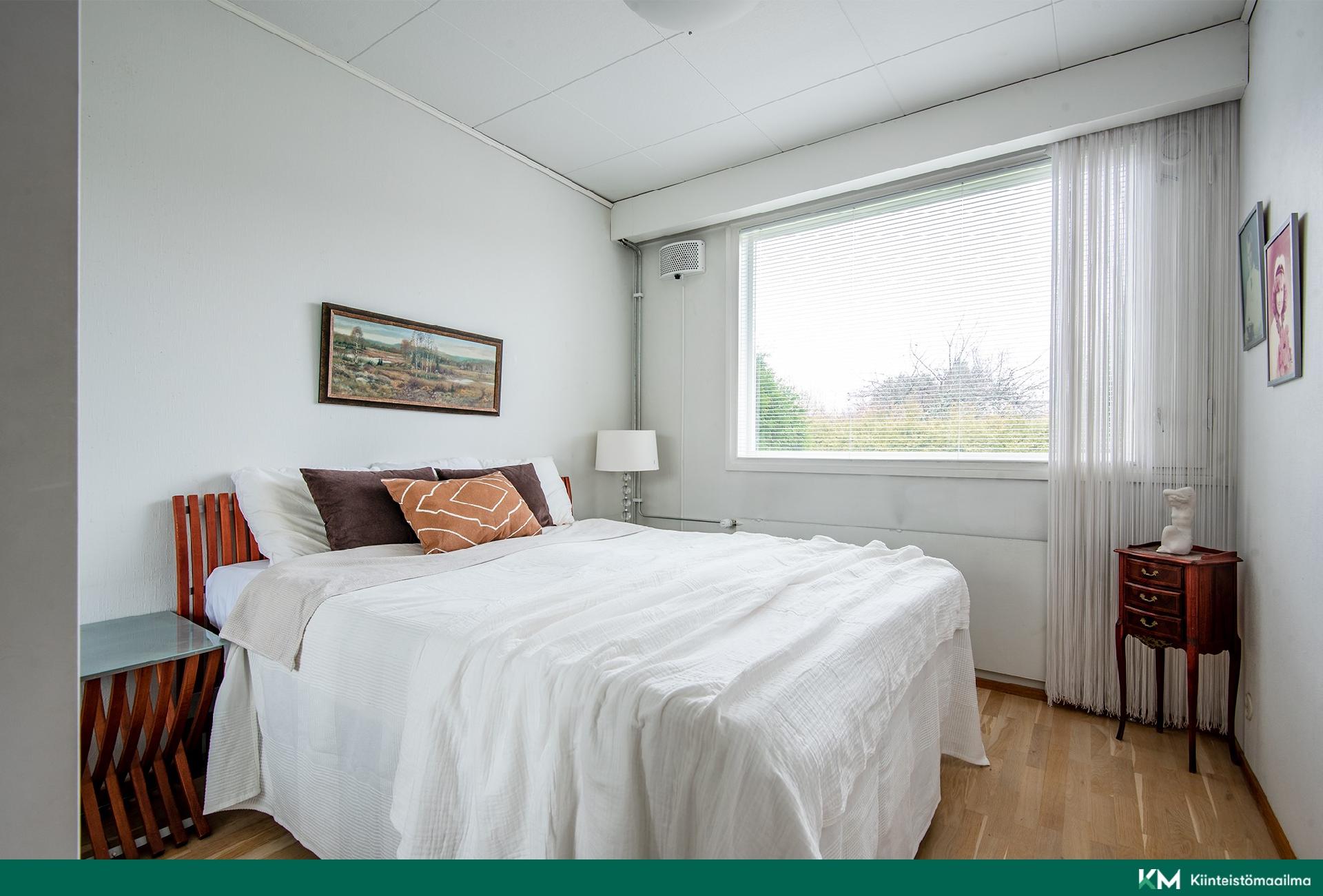 Lautamiehenkatu 4, Keskusta, Raisio