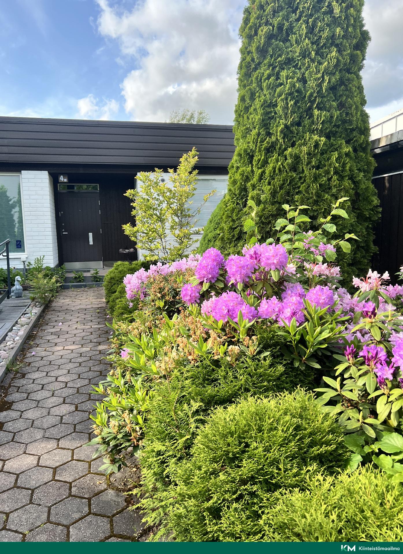 Lautamiehenkatu 4, Keskusta, Raisio