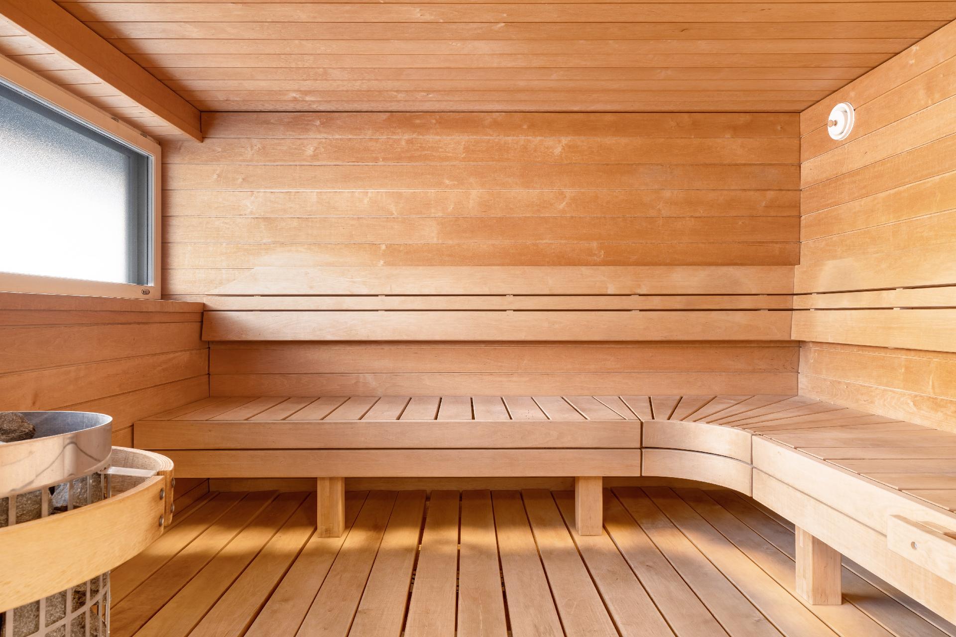 Taloyhtiön saunatilat on uusittu hiljattain putkiremontin yhteydessä