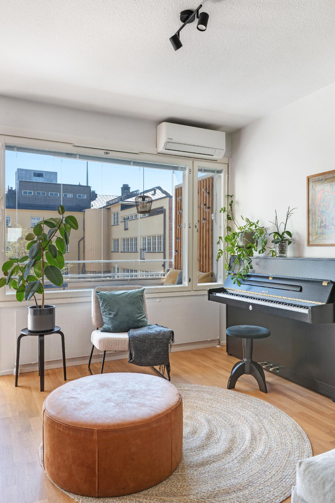 Punavuorenkatu 14, Punavuori, Helsinki