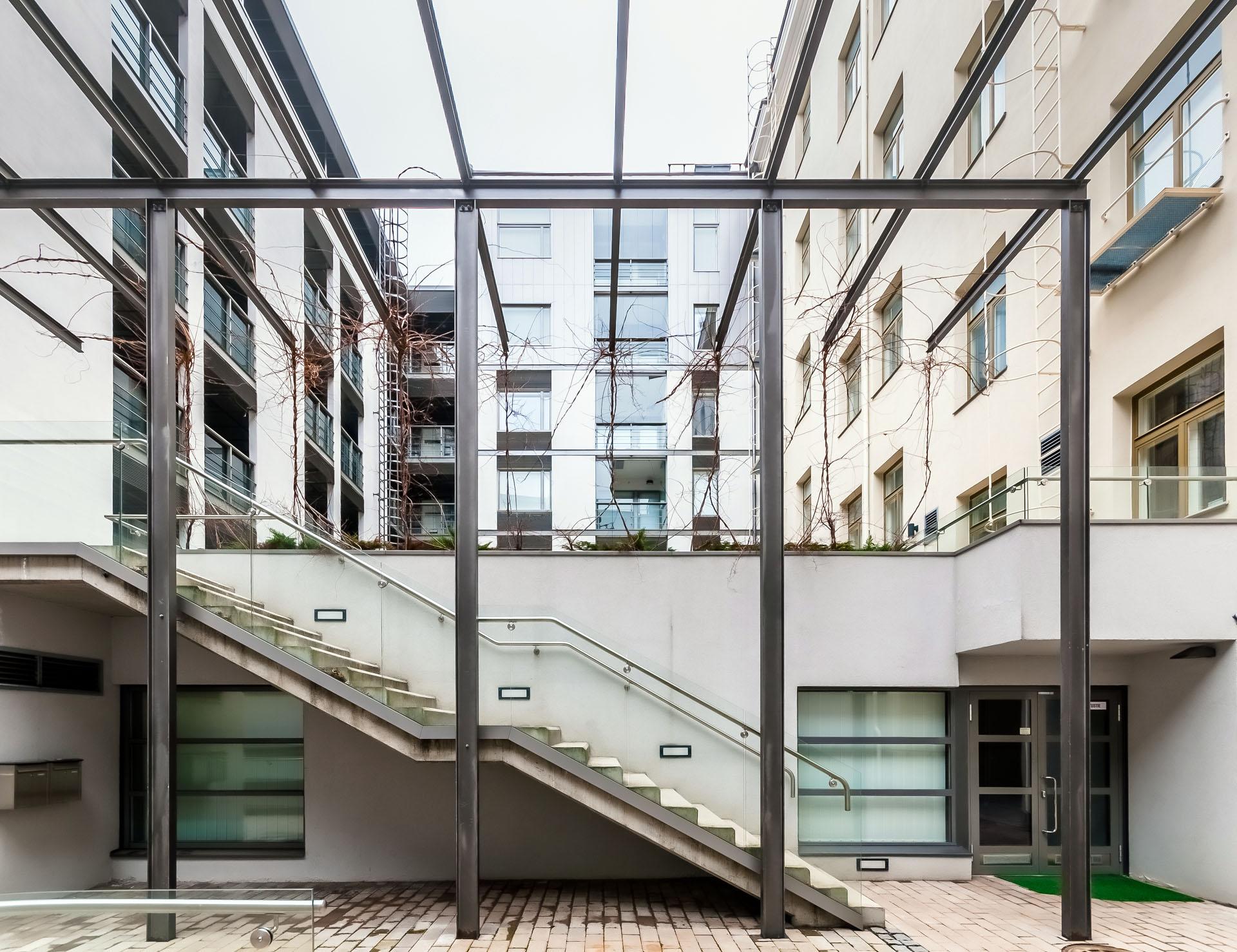 Vuorikatu 4, Kluuvi, Helsinki