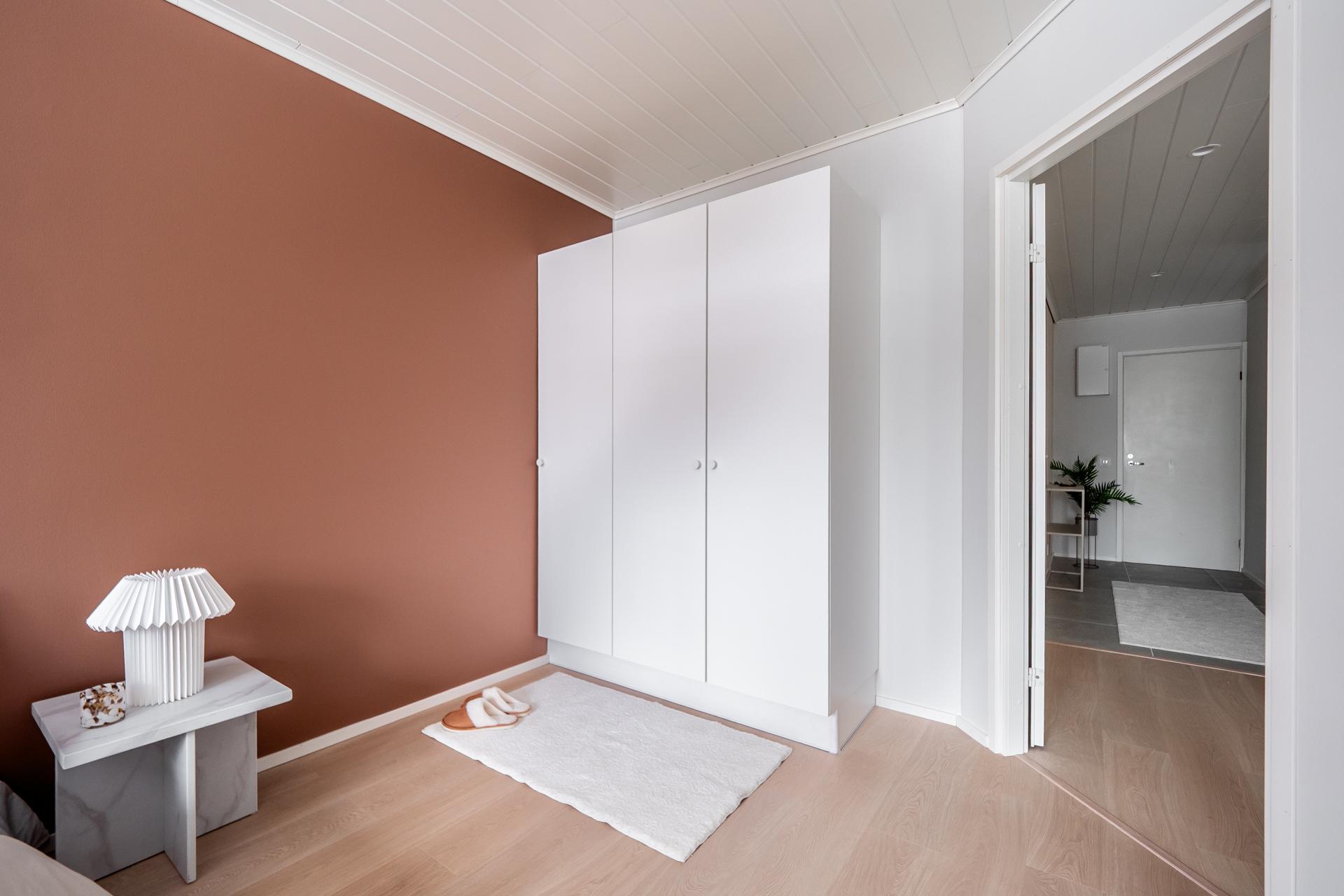 Tuirantie 17, Tuira, Oulu