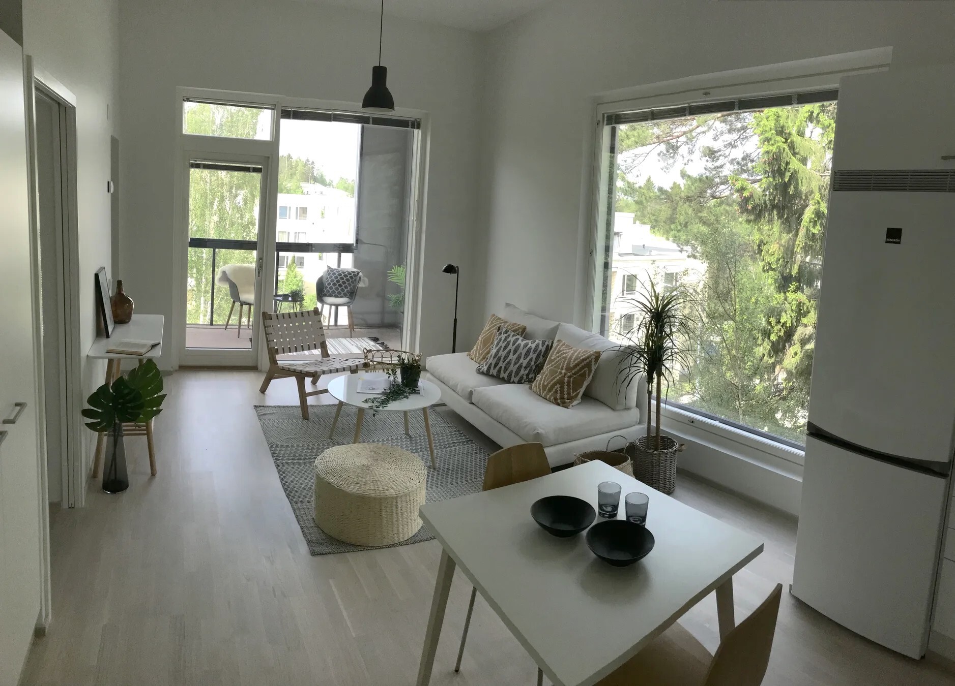 Eestinlaakso 11, Eestinlaakso, Espoo