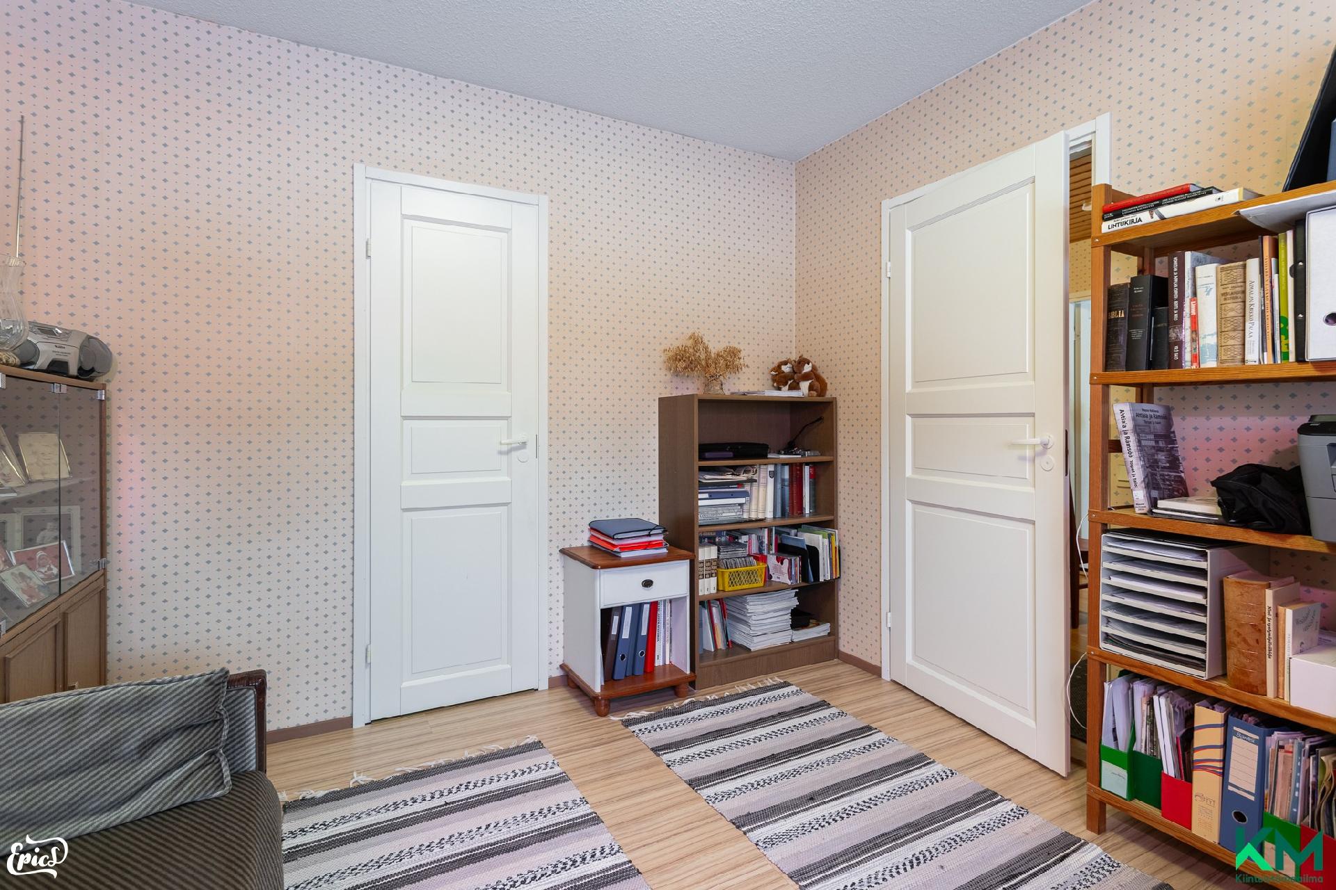 Aurinkorinne 1, Kirkonkylä, Vesilahti