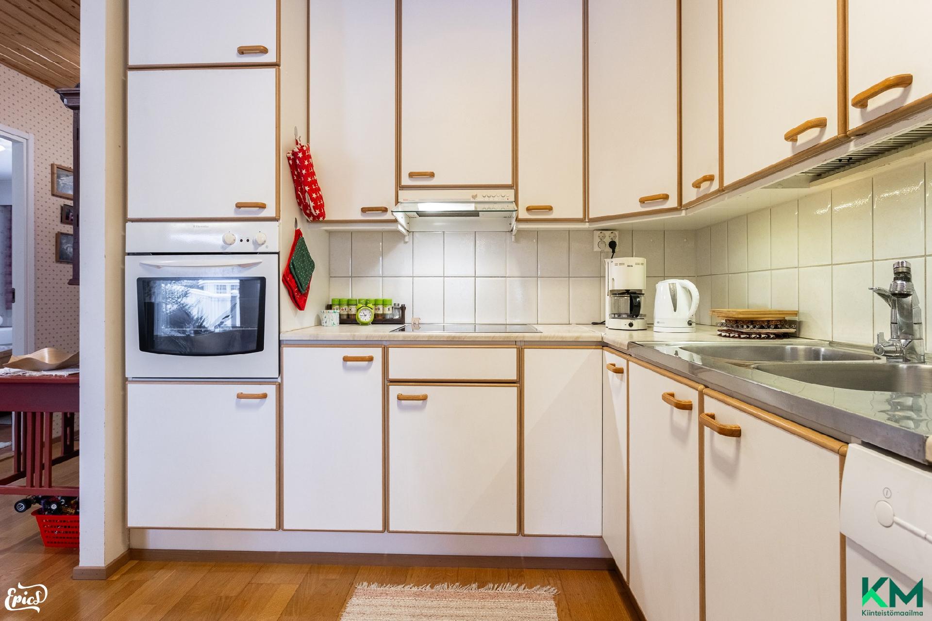 Aurinkorinne 1, Kirkonkylä, Vesilahti