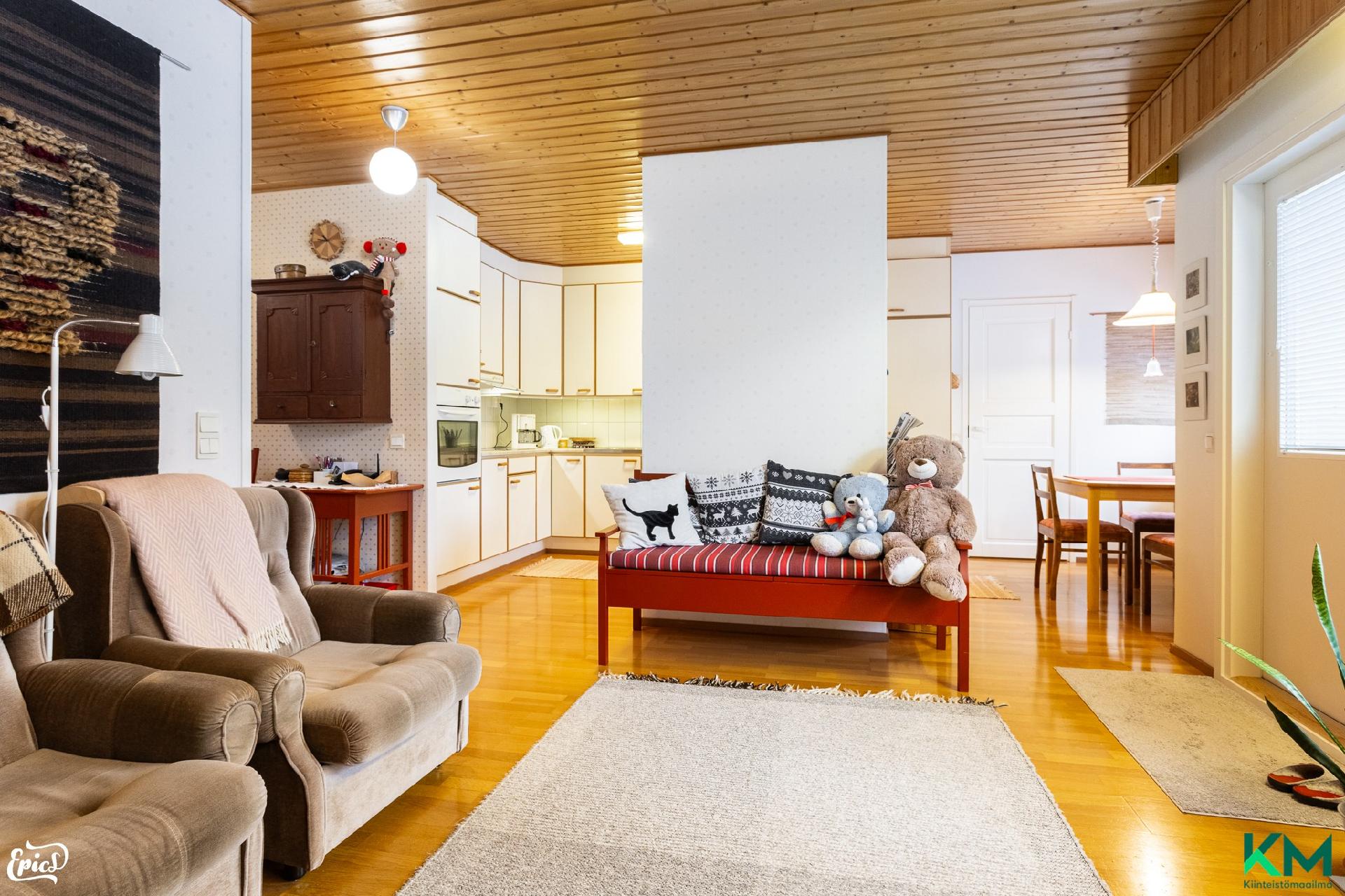 Aurinkorinne 1, Kirkonkylä, Vesilahti