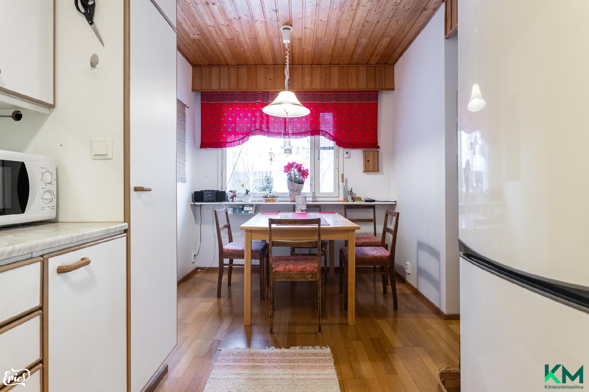 Aurinkorinne 1, Kirkonkylä, Vesilahti