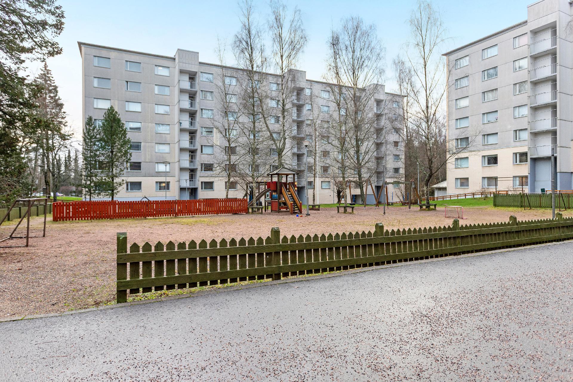 Raappavuorenreuna 2, Martinlaakso, Vantaa