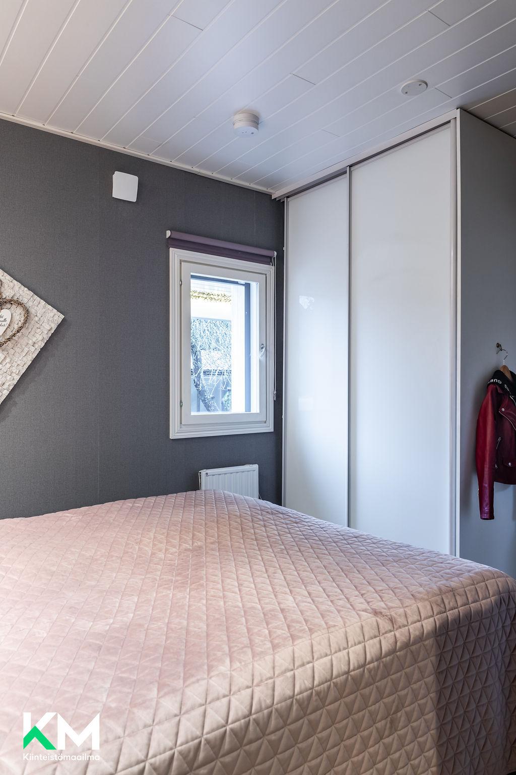 Mäntsäläntie 28, Laune, Lahti