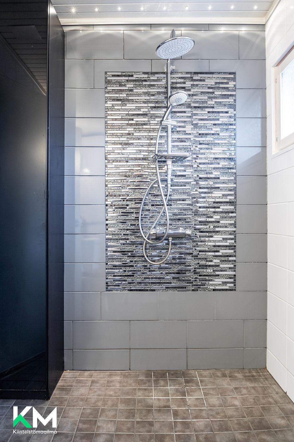 Mäntsäläntie 28, Laune, Lahti