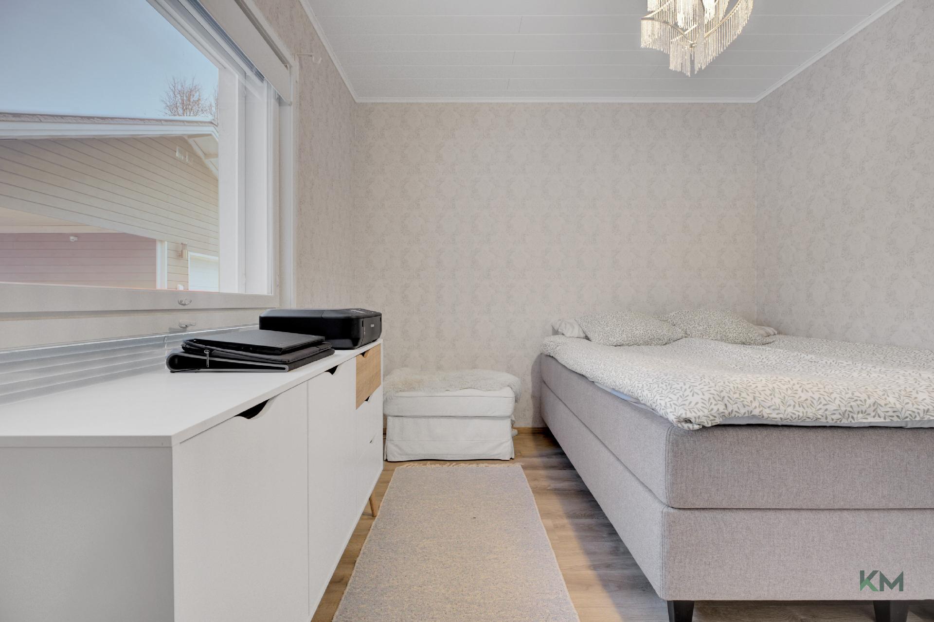 Aurinkotuulentie 5, Vennivaara, Rovaniemi