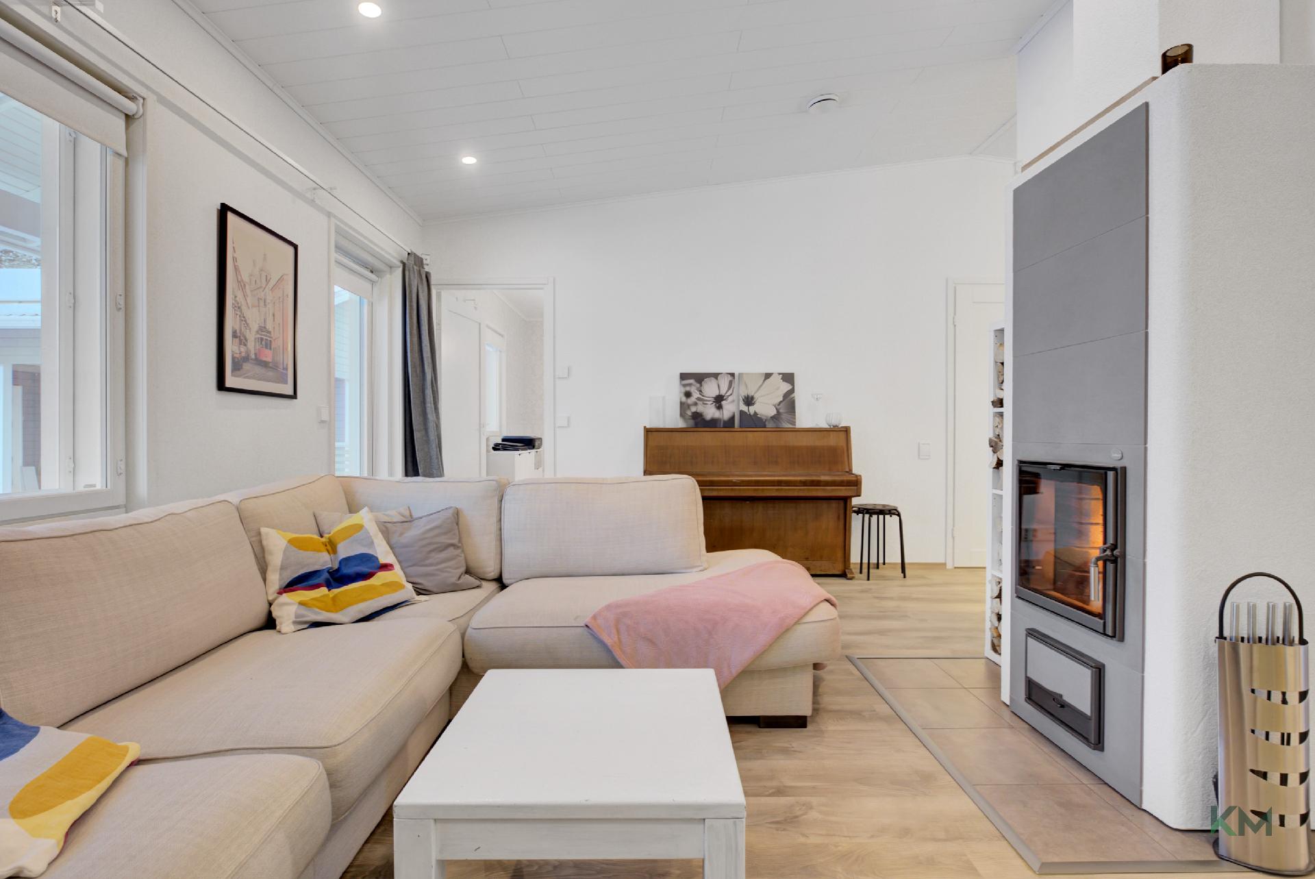 Aurinkotuulentie 5, Vennivaara, Rovaniemi