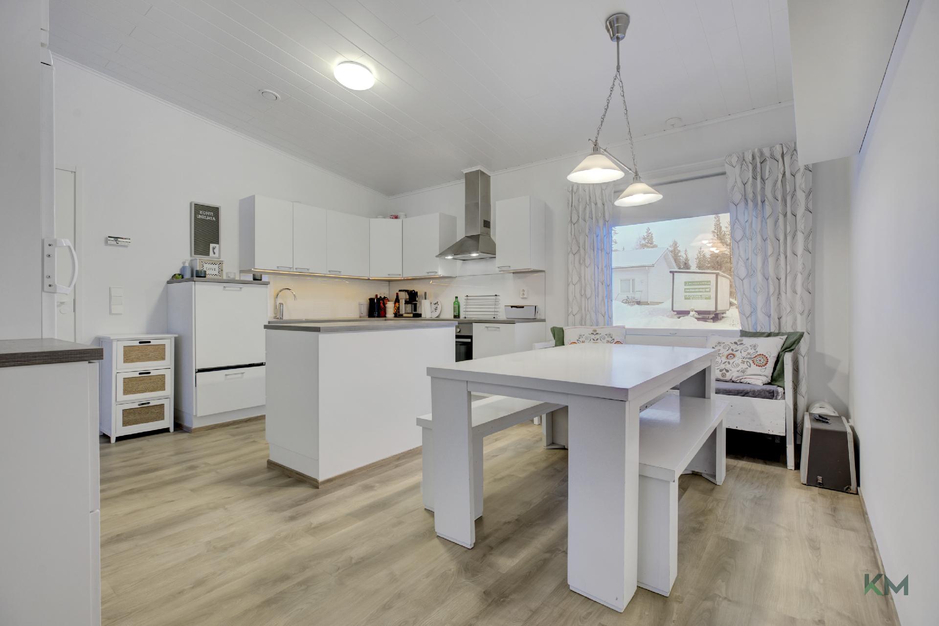 Aurinkotuulentie 5, Vennivaara, Rovaniemi