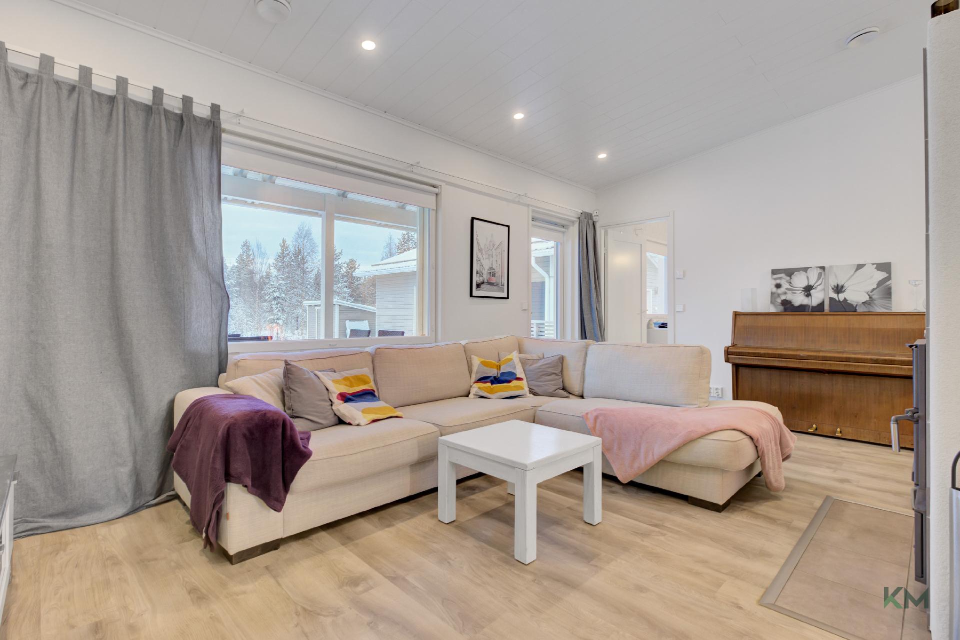 Aurinkotuulentie 5, Vennivaara, Rovaniemi