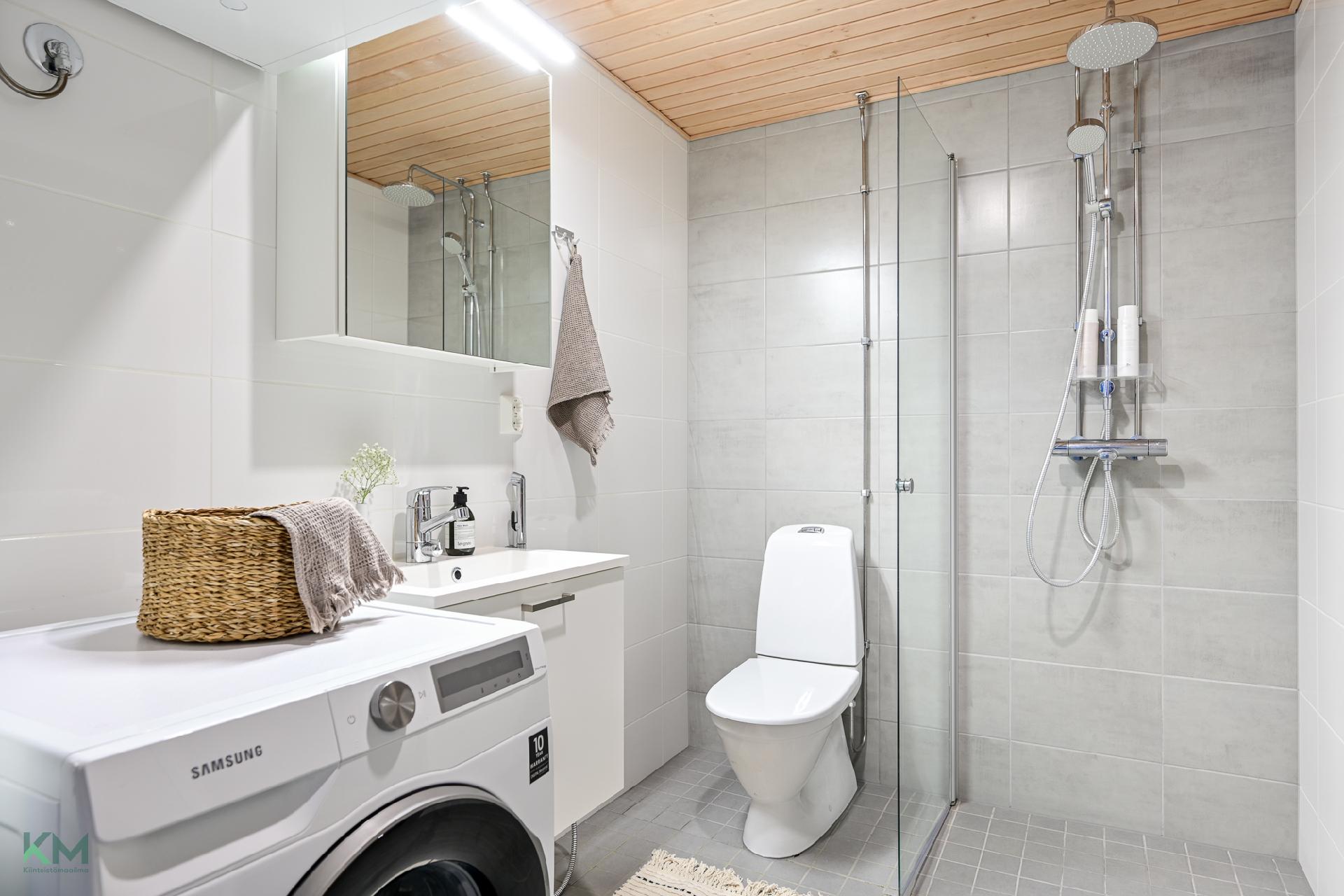 Kesätie 3, Välivainio, Oulu