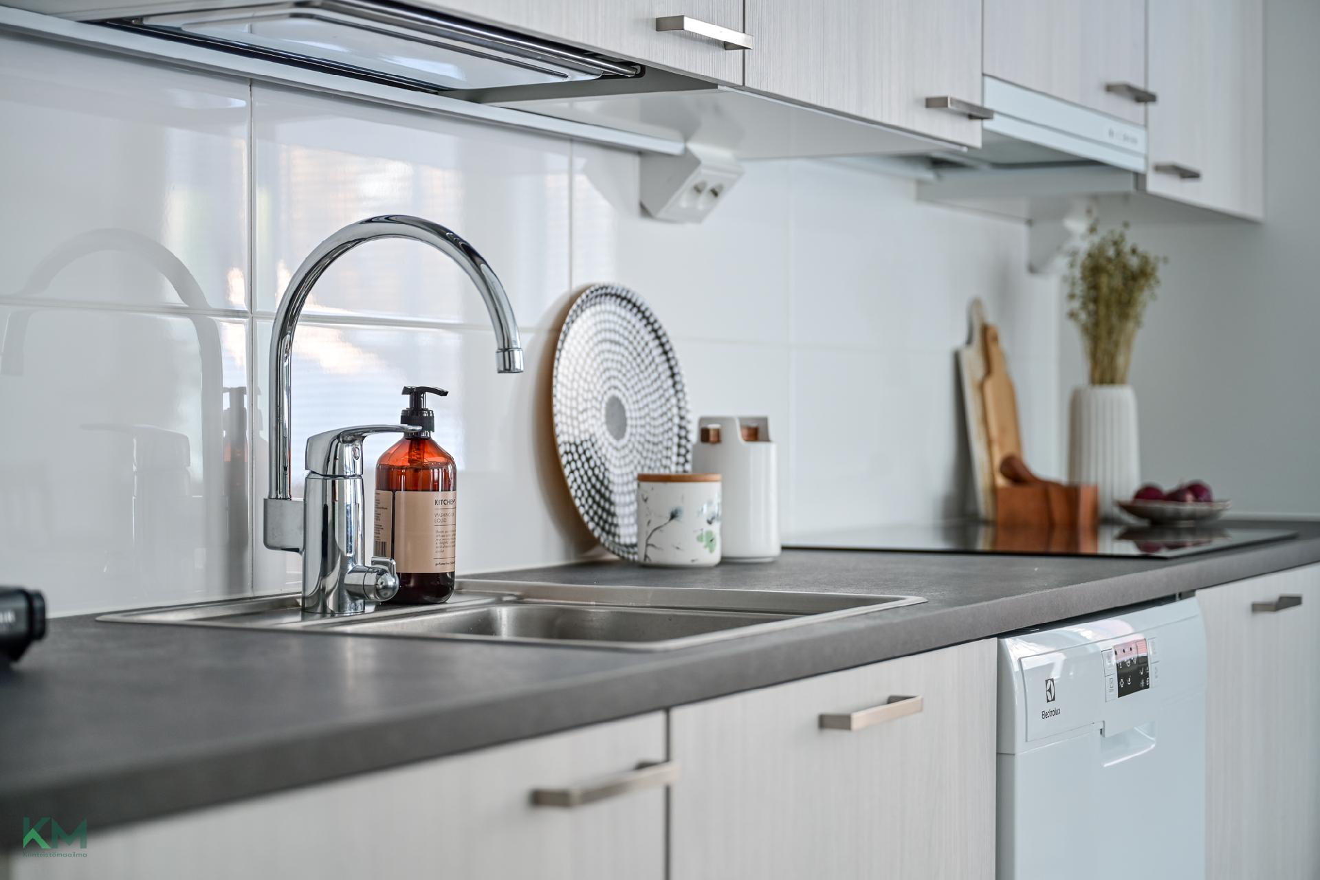 Kesätie 3, Välivainio, Oulu