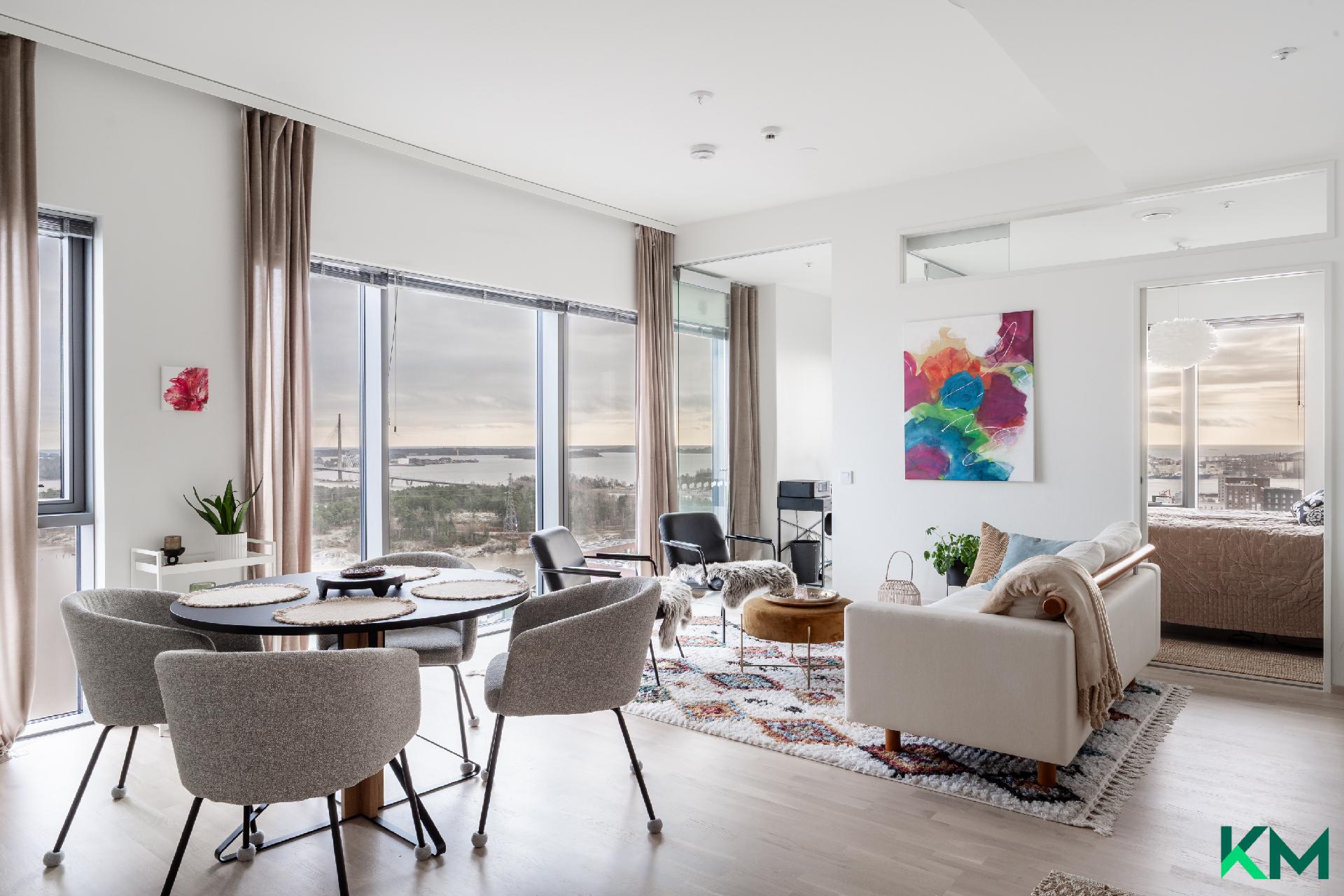 Englantilaisaukio 10, Kalasatama, Helsinki