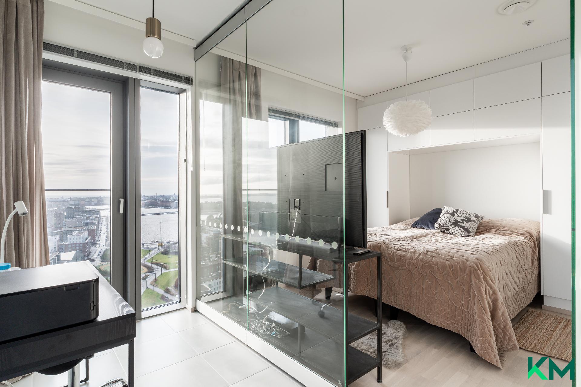 Englantilaisaukio 10, Kalasatama, Helsinki