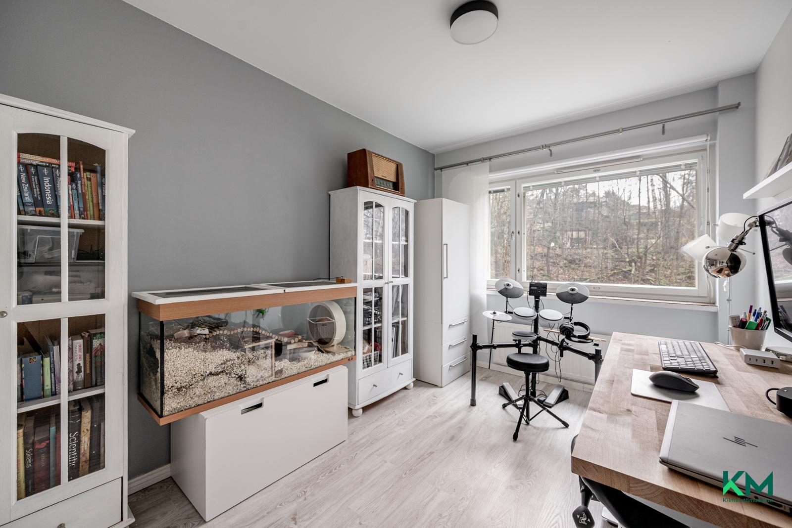 Arhotie 19, Vartiokylä, Helsinki