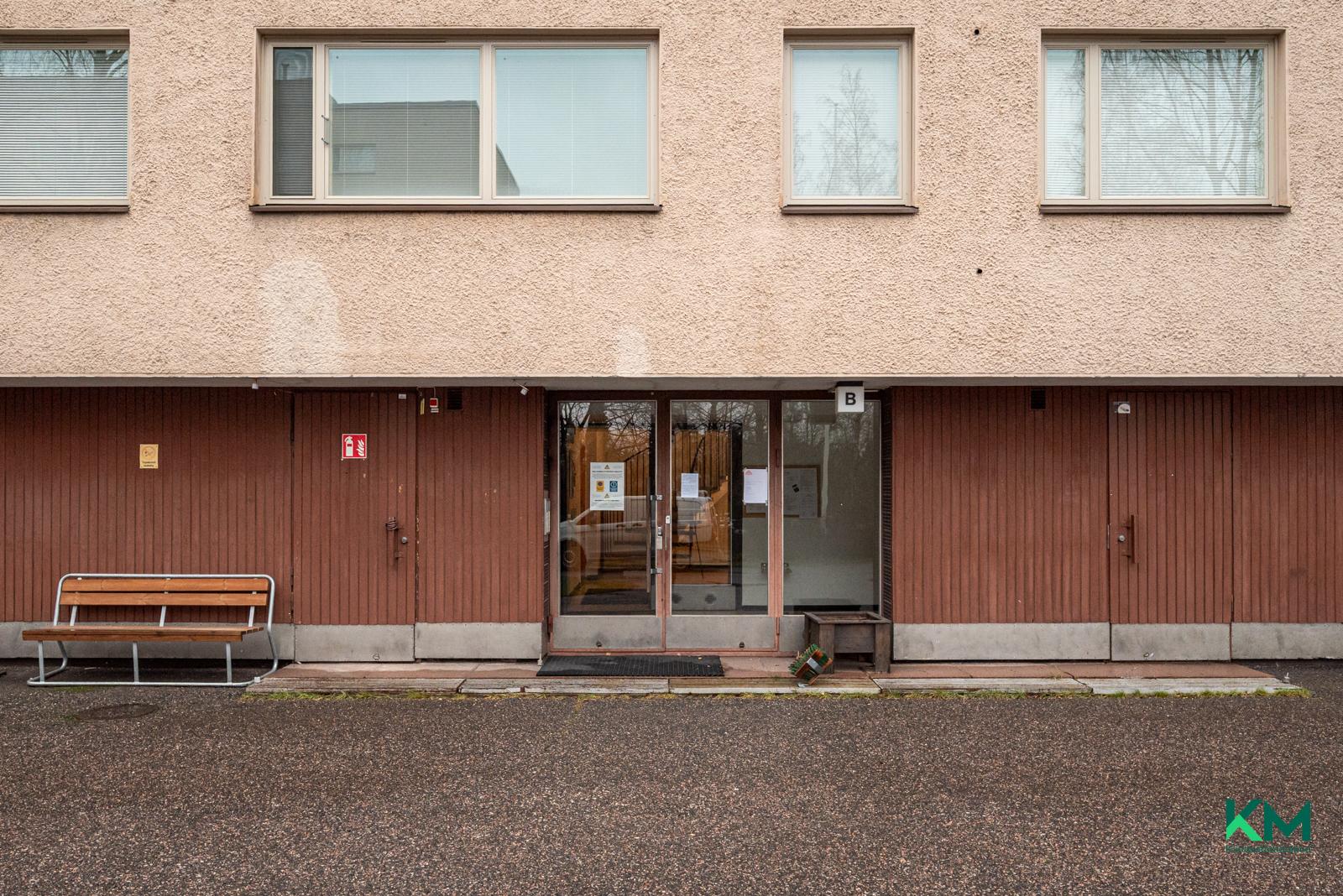 Arhotie 19, Vartiokylä, Helsinki