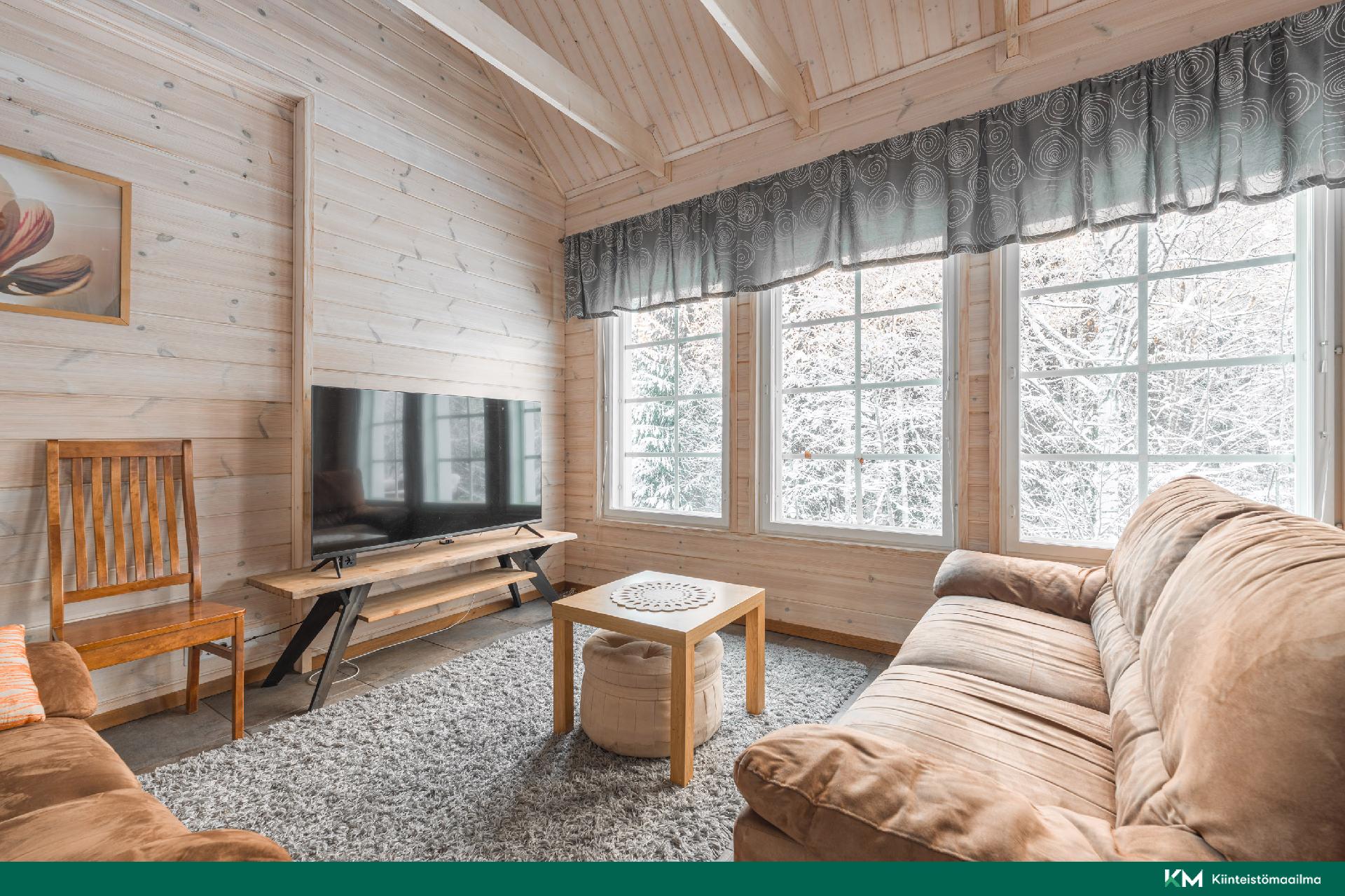 Petäjälahdentie 2, Tahkovuori, Kuopio