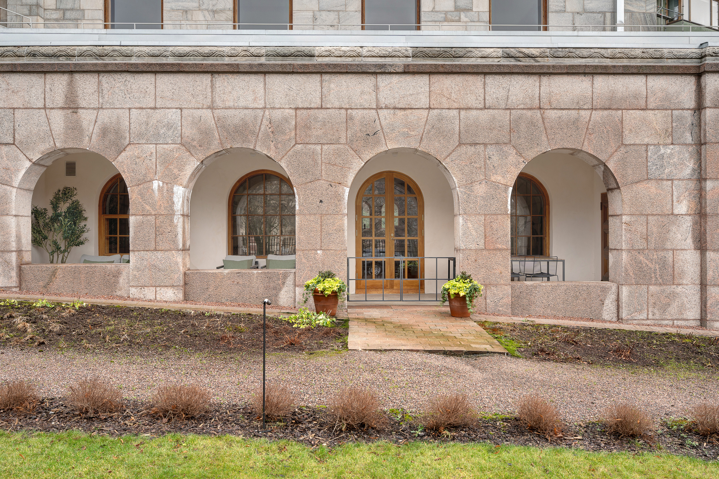 Asunnon privaatti loggia