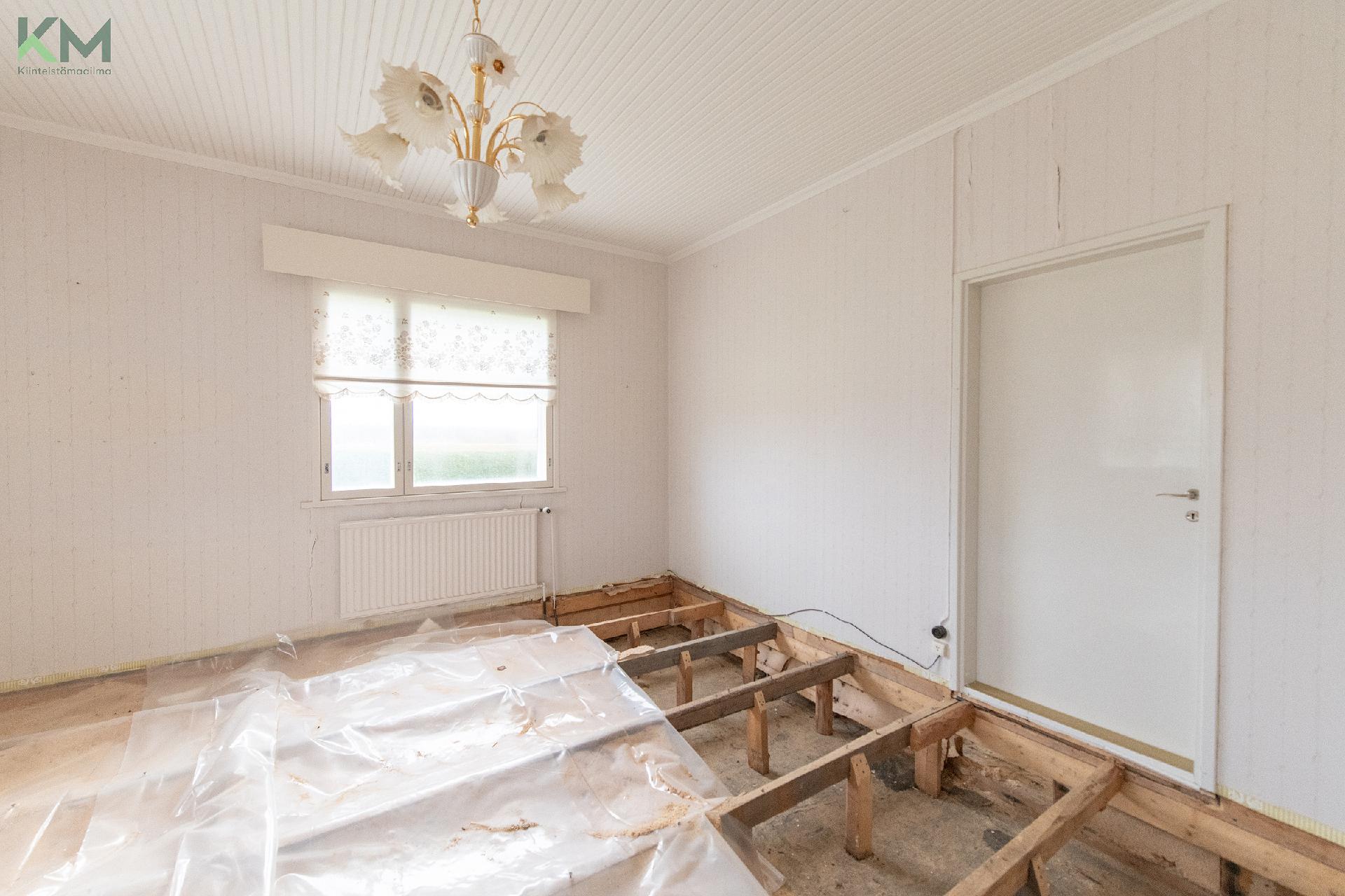 Arskantie 28, Mieto, Kurikka