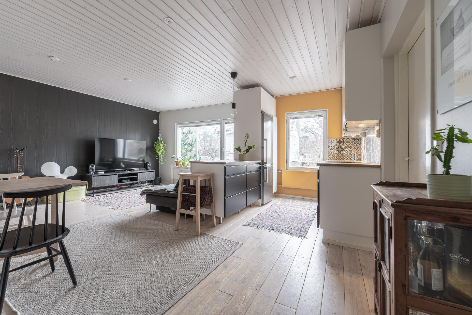 Lönnrotinkatu 53, Linnanpelto, Kuopio