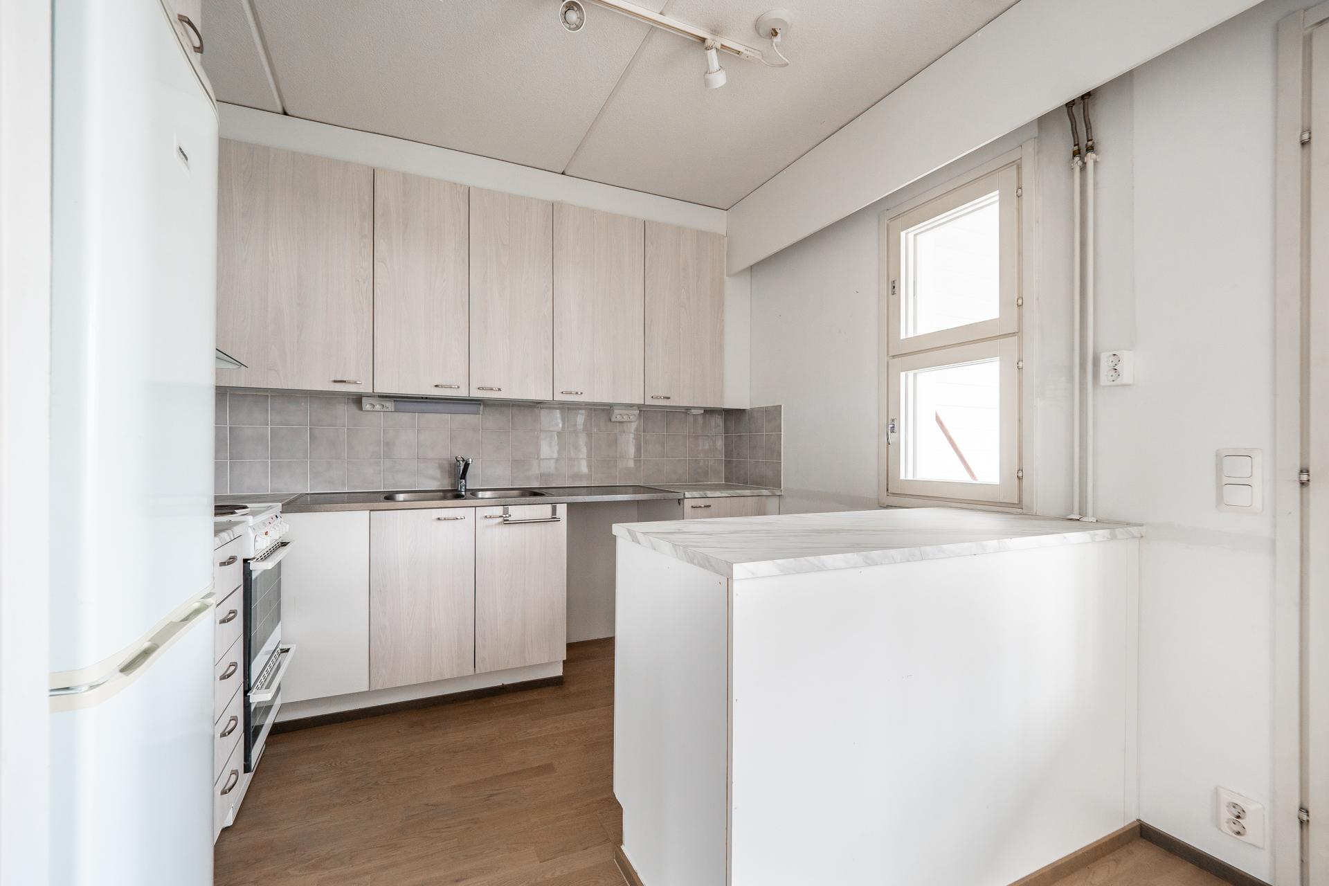 Tiedonkaari 7, Syynimaa, Oulu