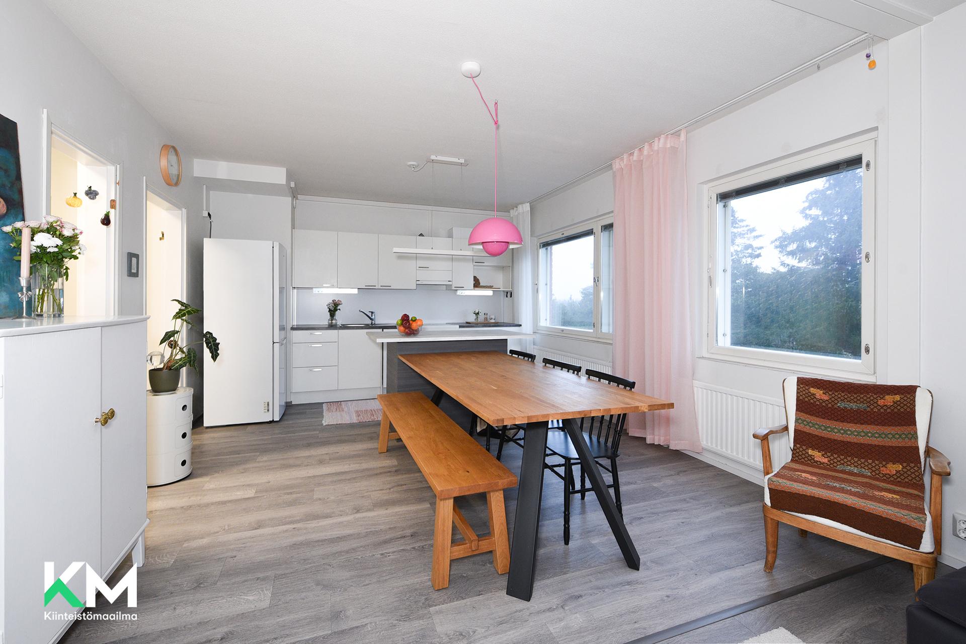 Koulutie 8, Salpakangas, Hollola